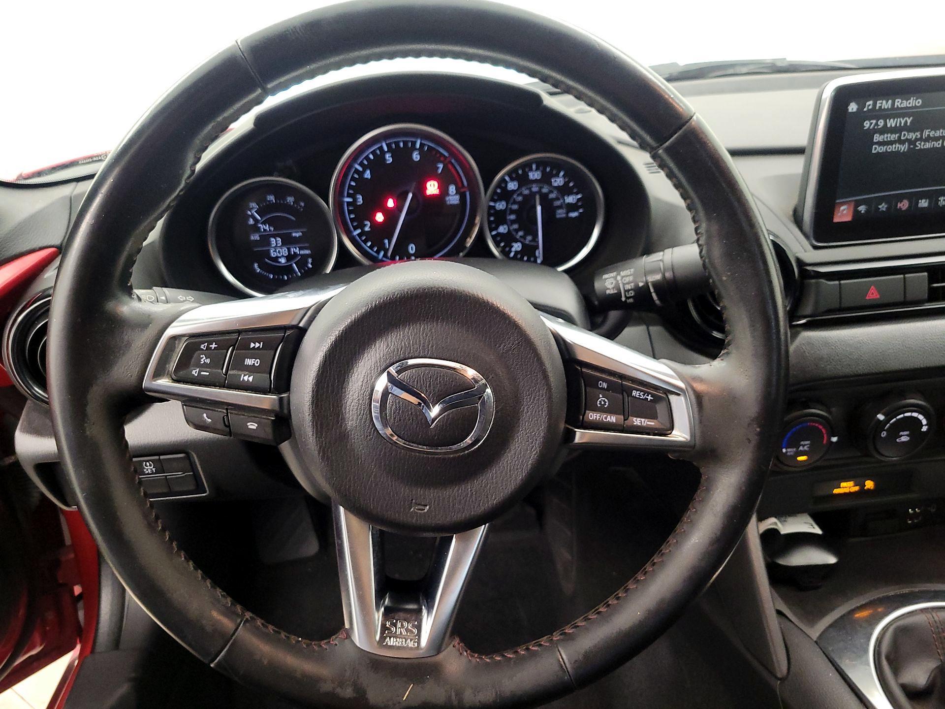 Thumbnail: 2016 Mazda MX-5 Miata - 10