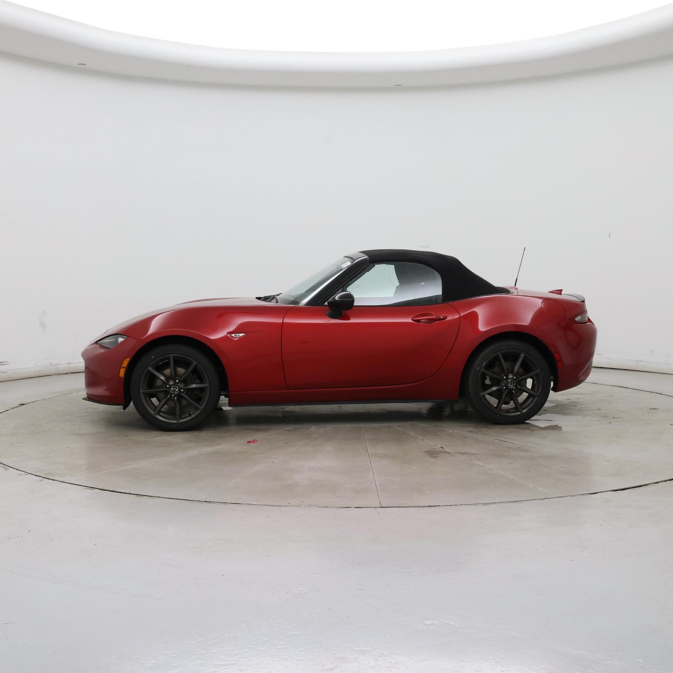 Thumbnail: 2016 Mazda MX-5 Miata - 3