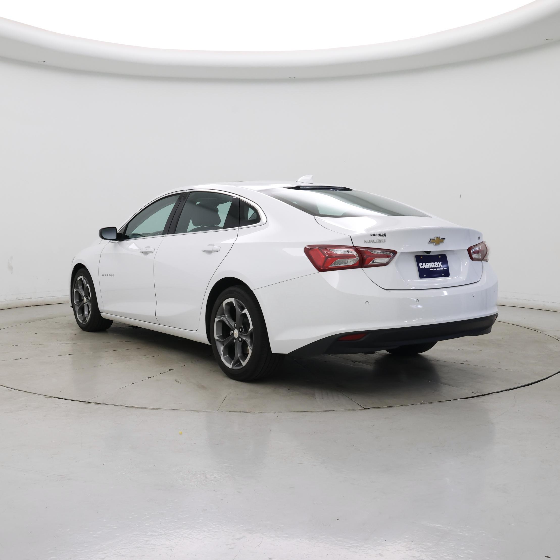 Thumbnail: 2022 Chevrolet Malibu - 2