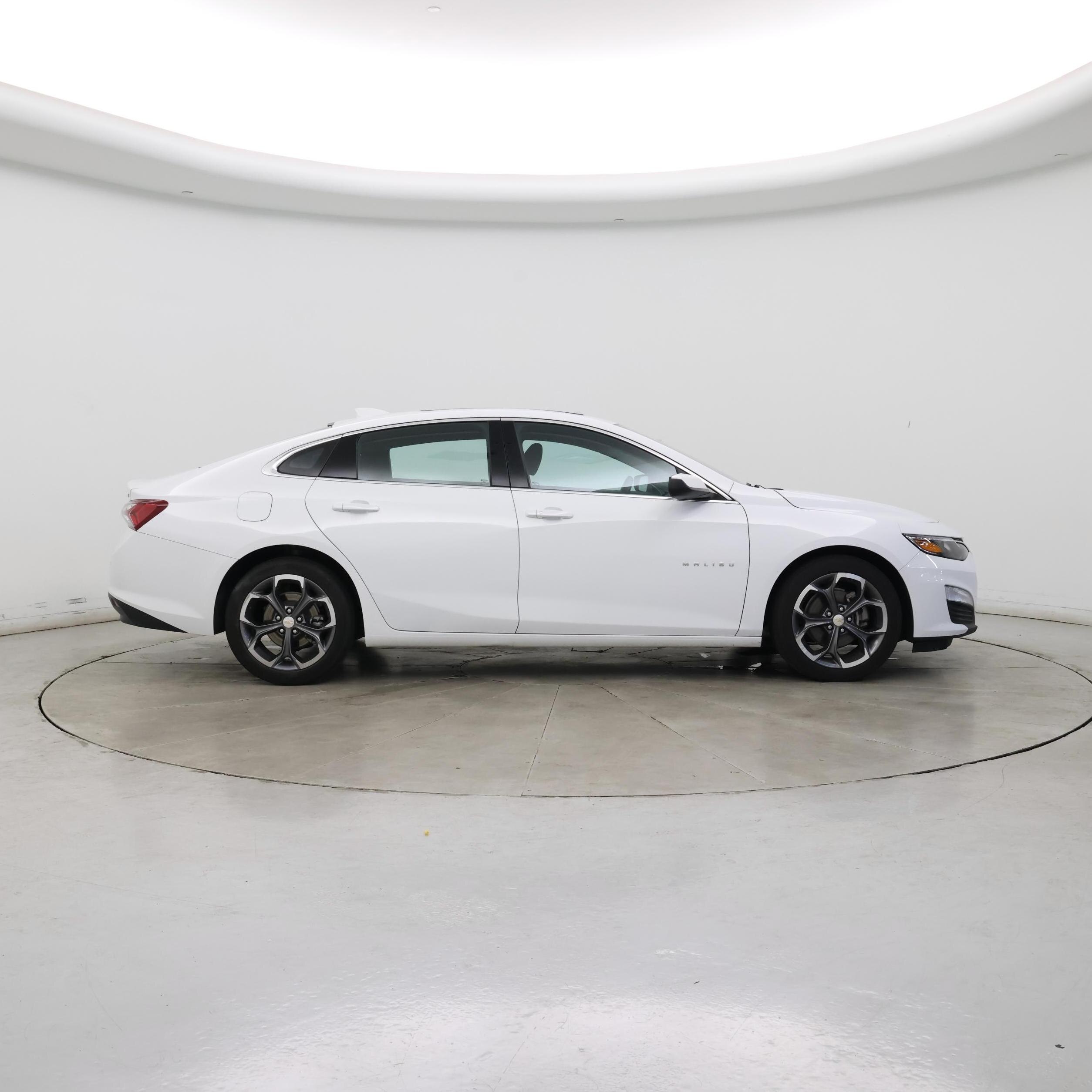 Thumbnail: 2022 Chevrolet Malibu - 7