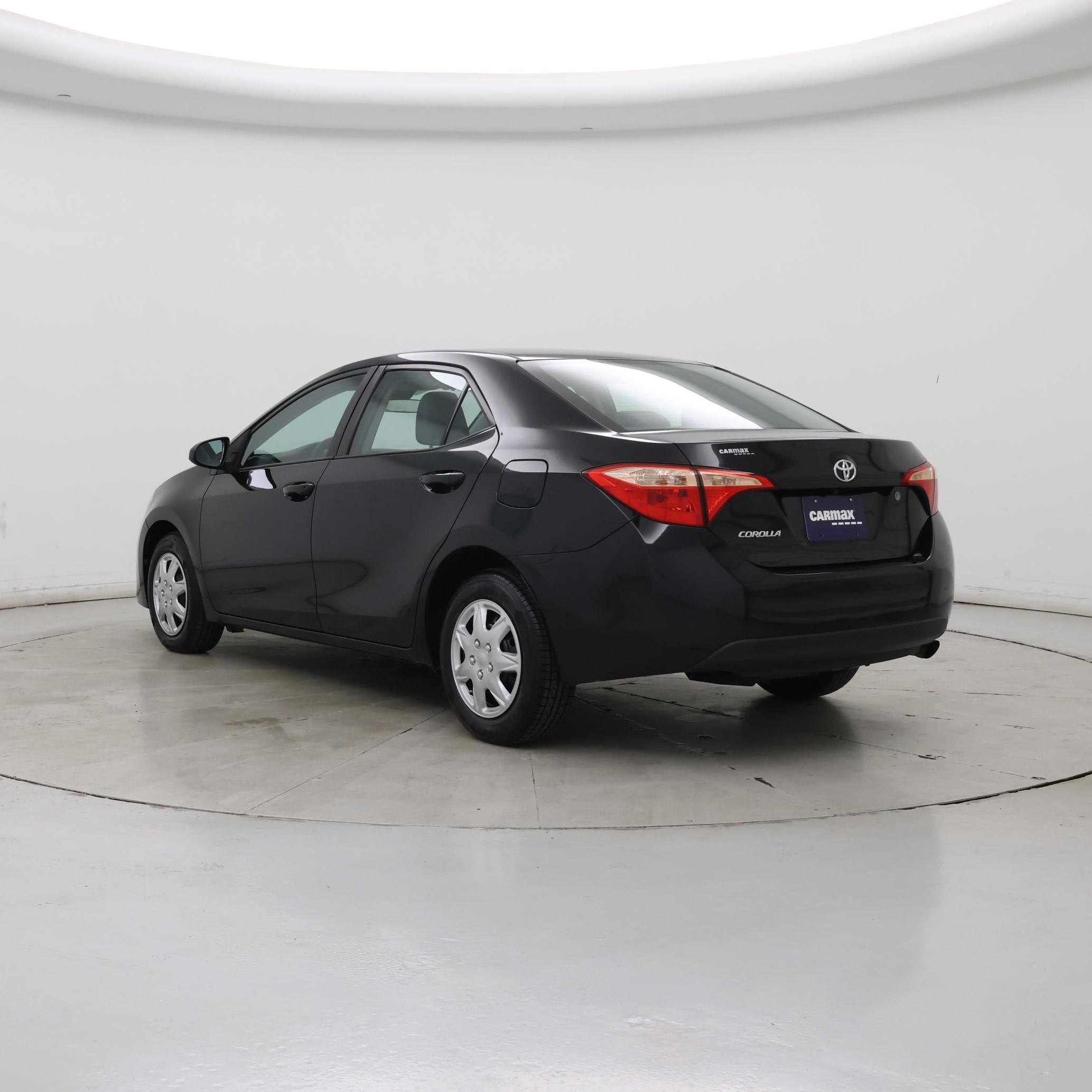 Thumbnail: 2017 Toyota Corolla - 2