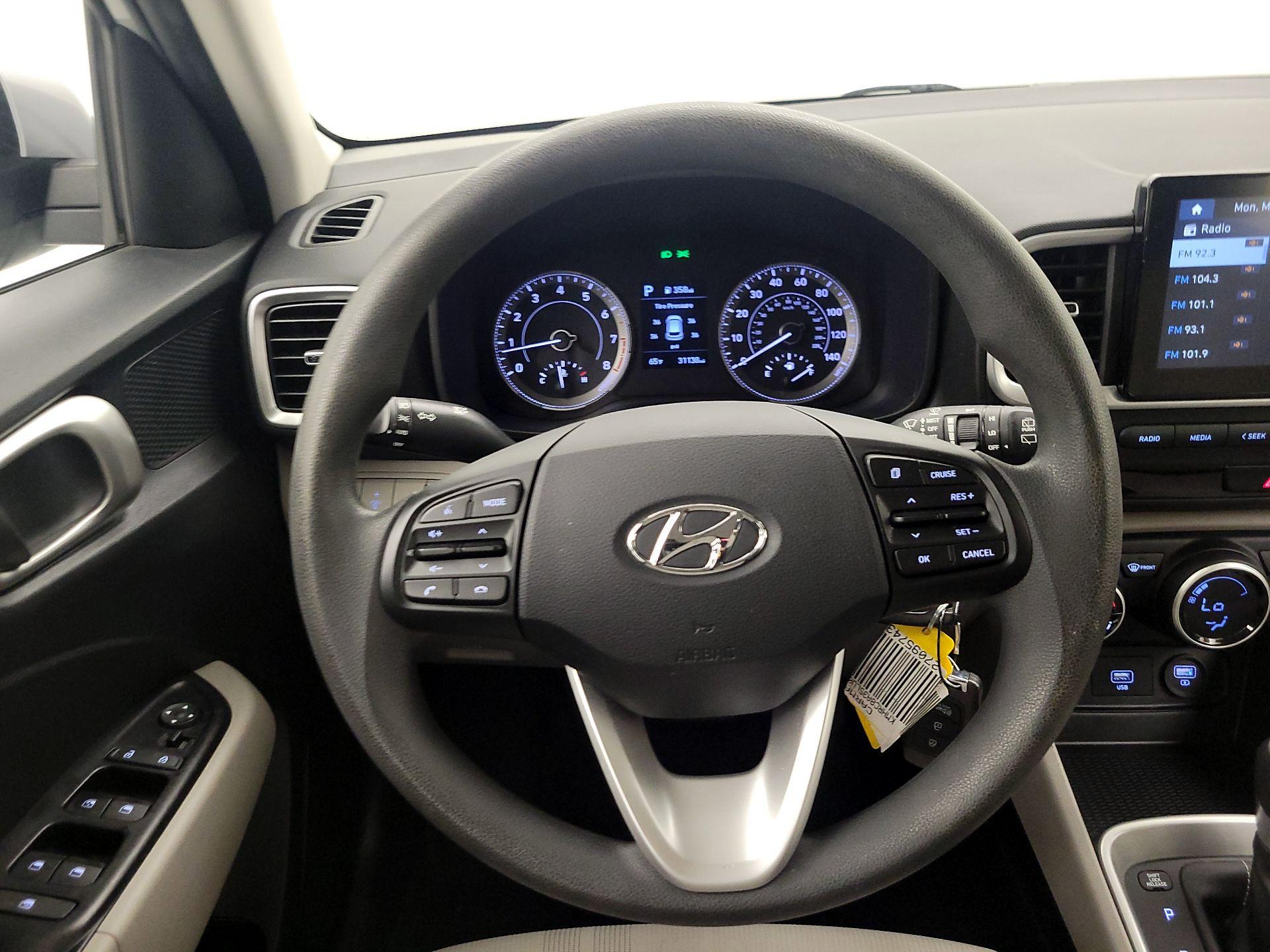 Thumbnail: 2020 Hyundai Venue - 10