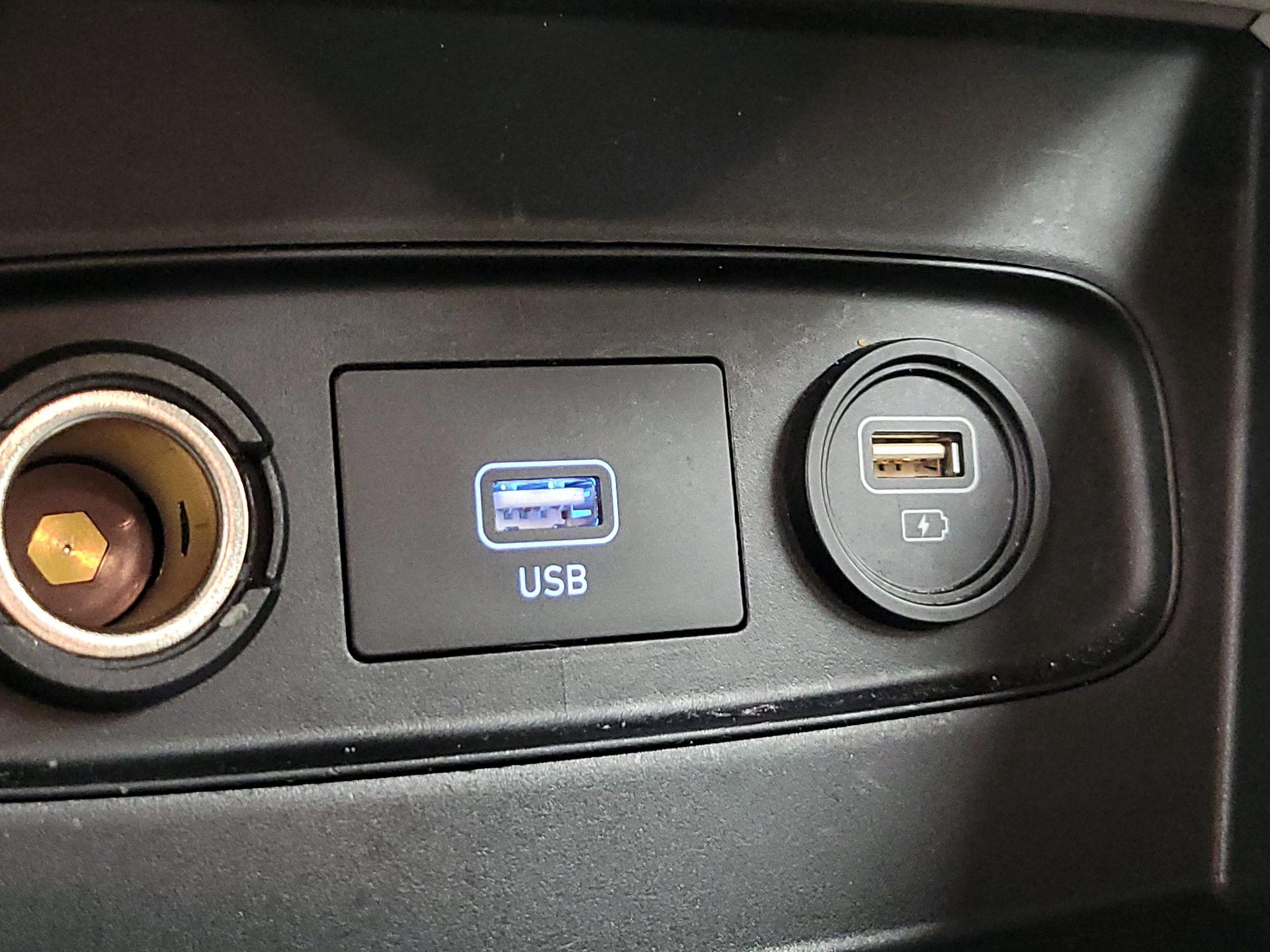 Thumbnail: 2020 Hyundai Venue - 18