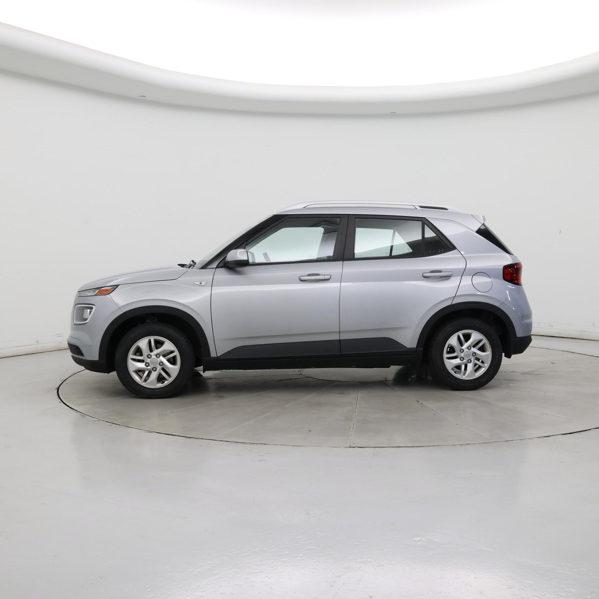 Thumbnail: 2020 Hyundai Venue - 3