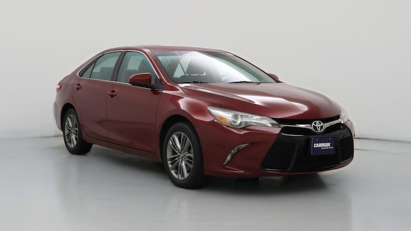 2016 Toyota Camry SE Hero Image