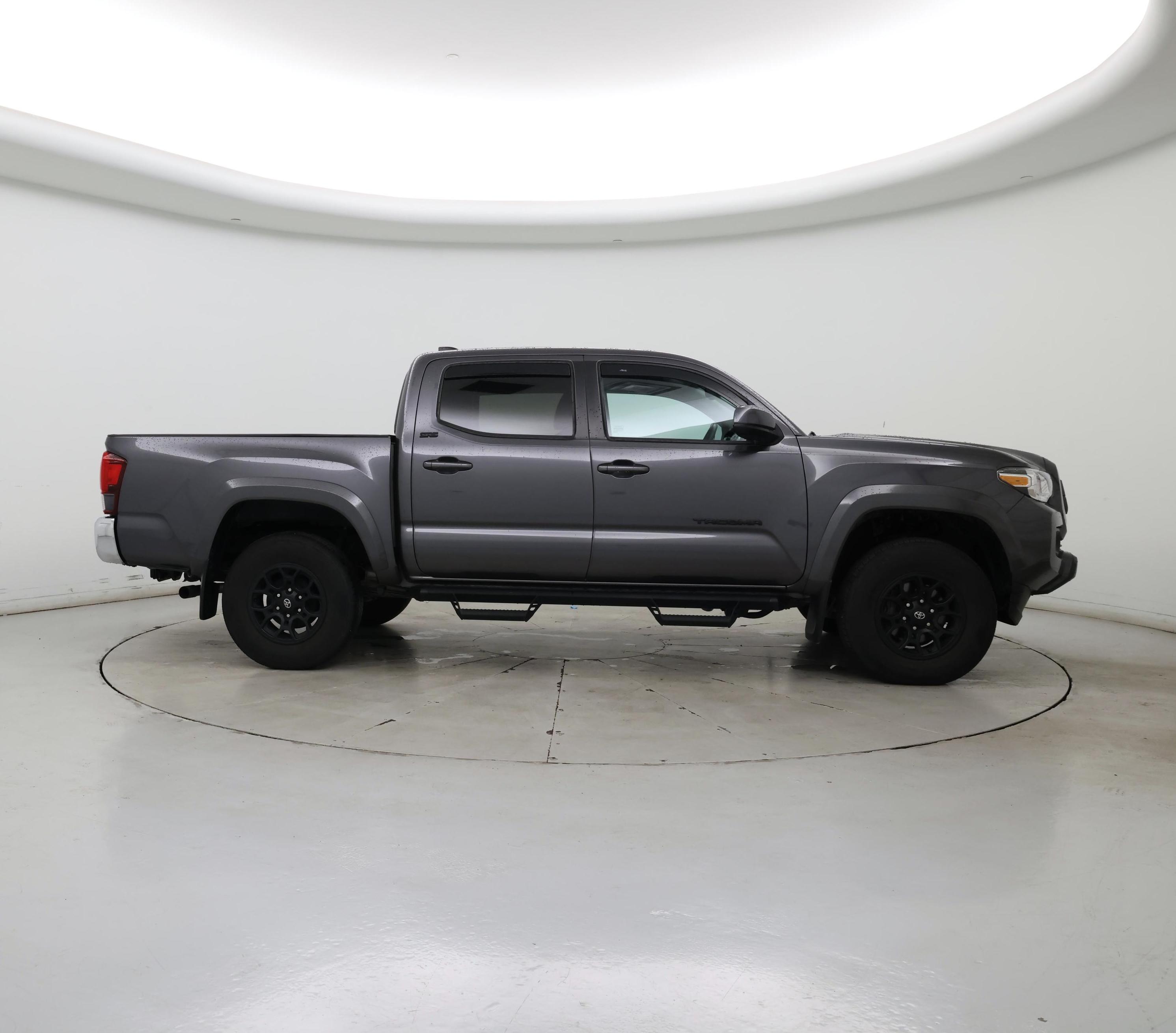 Thumbnail: 2022 Toyota Tacoma - 7