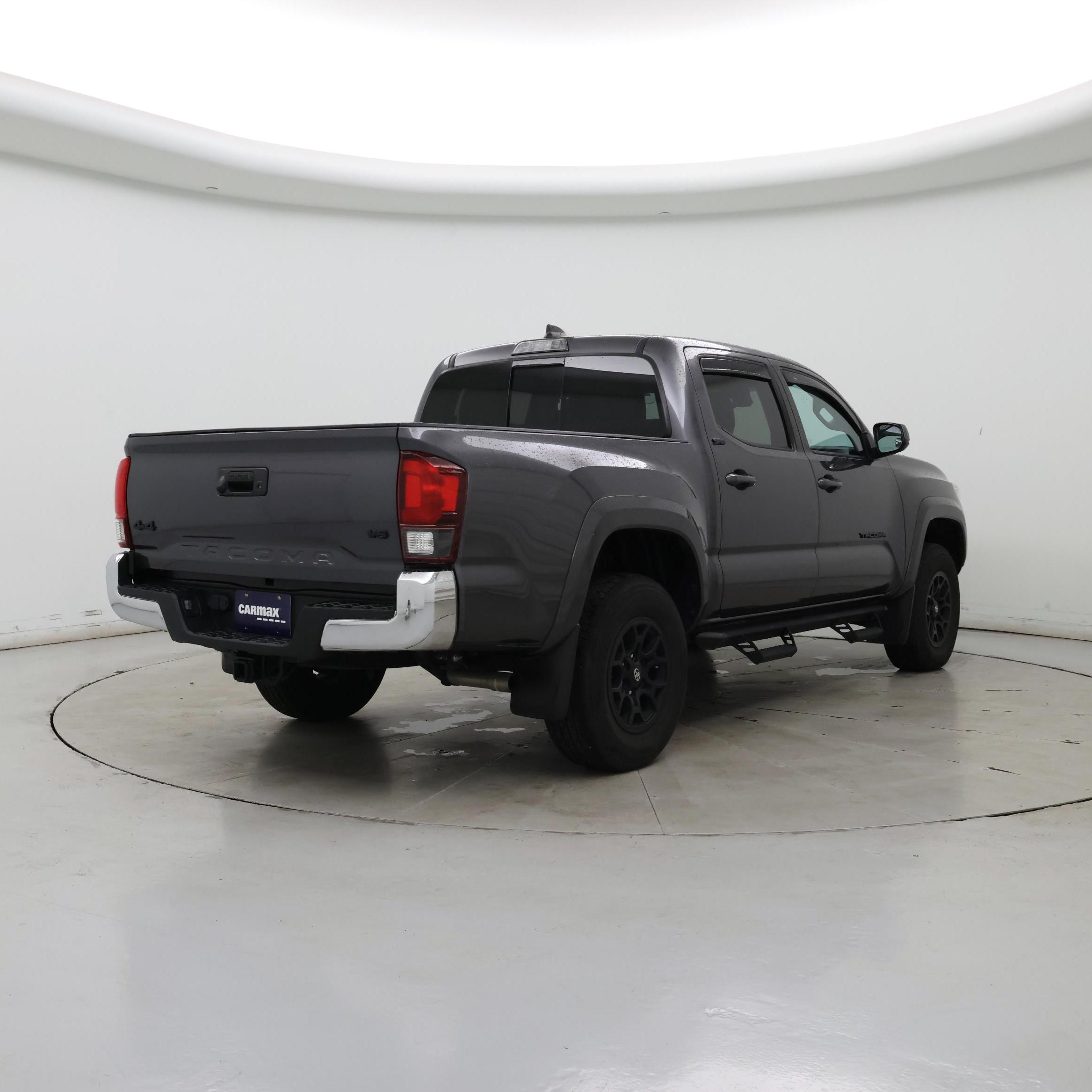 Thumbnail: 2022 Toyota Tacoma - 8