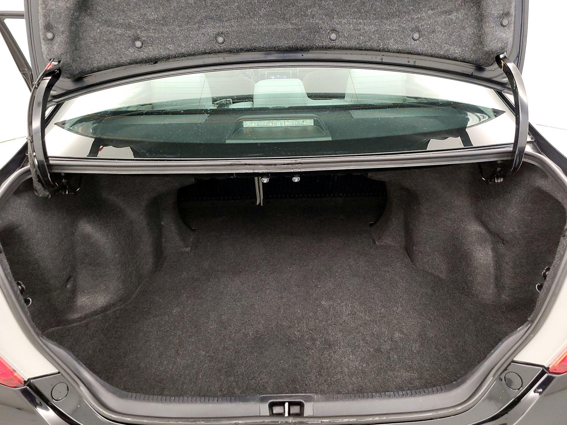 Thumbnail: 2014 Toyota Camry - 19