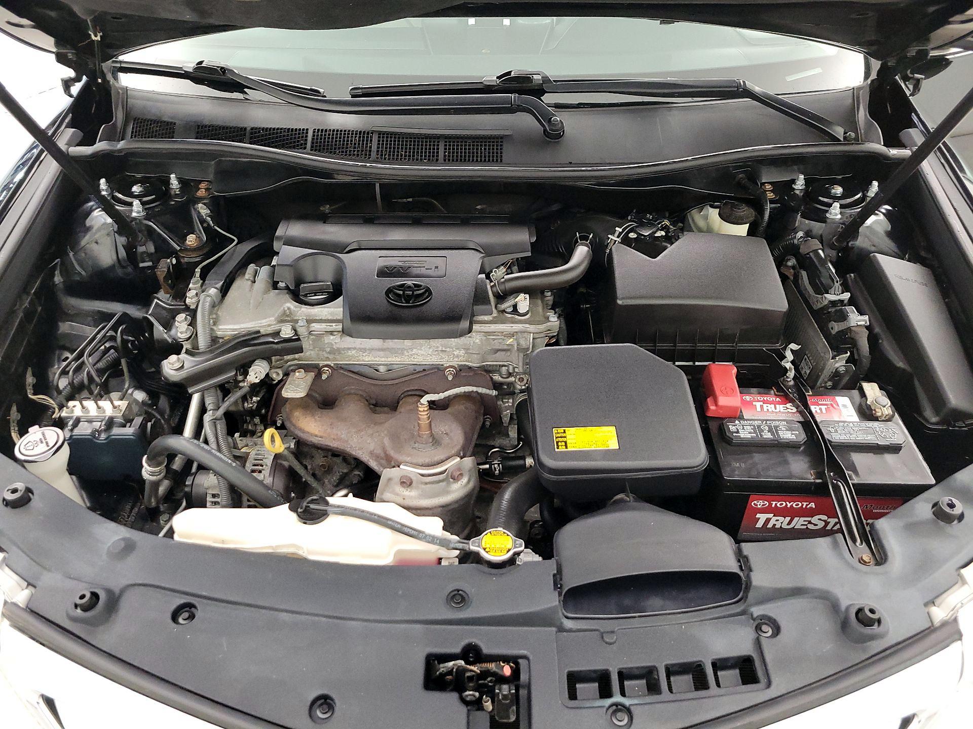 Thumbnail: 2014 Toyota Camry - 20