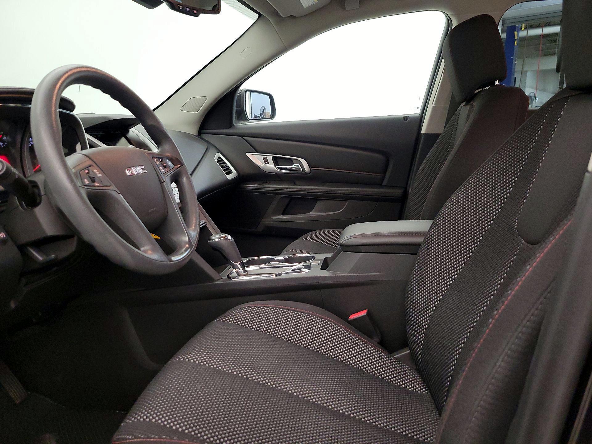 Thumbnail: 2016 GMC Terrain - 11