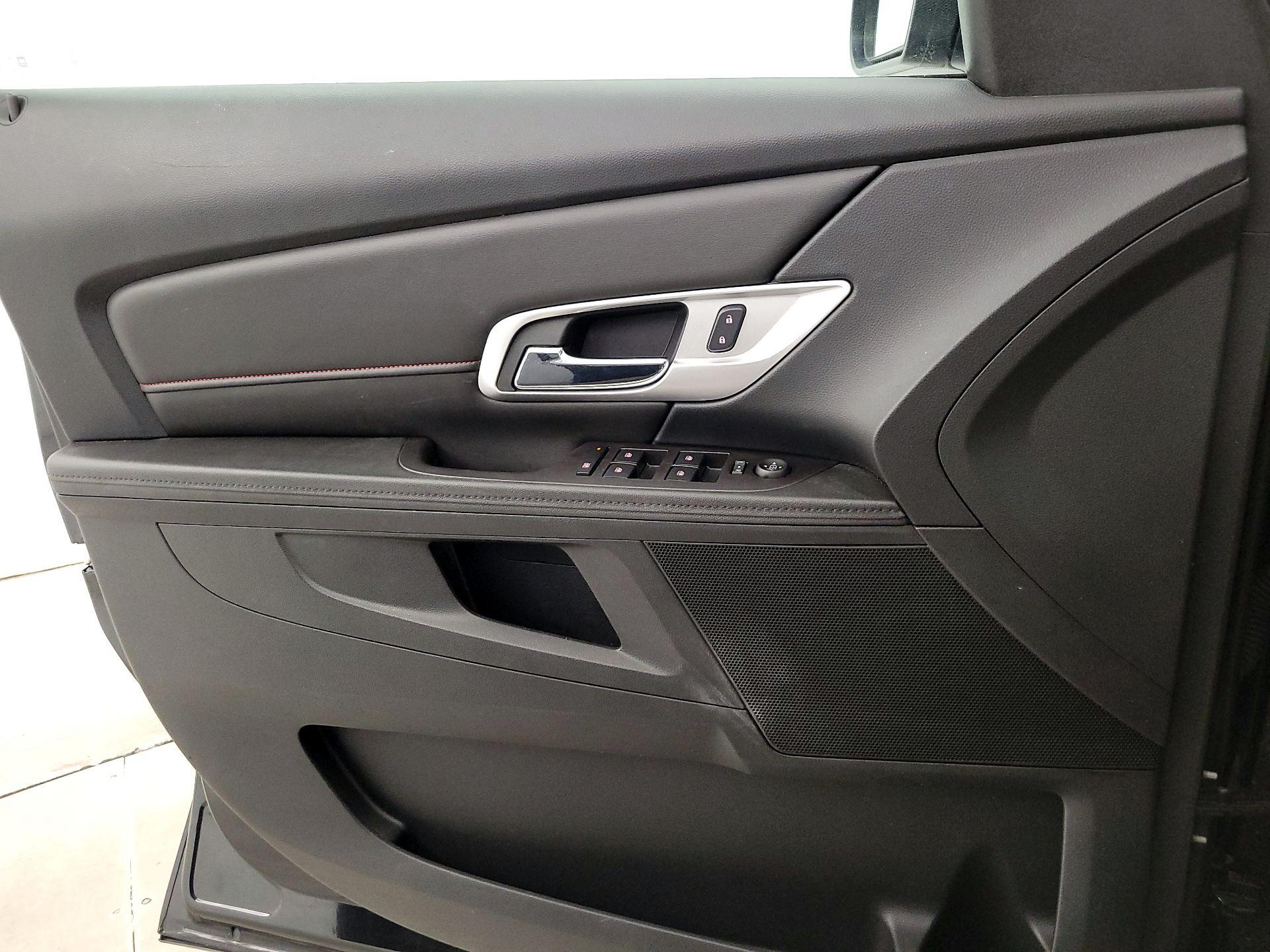 Thumbnail: 2016 GMC Terrain - 12