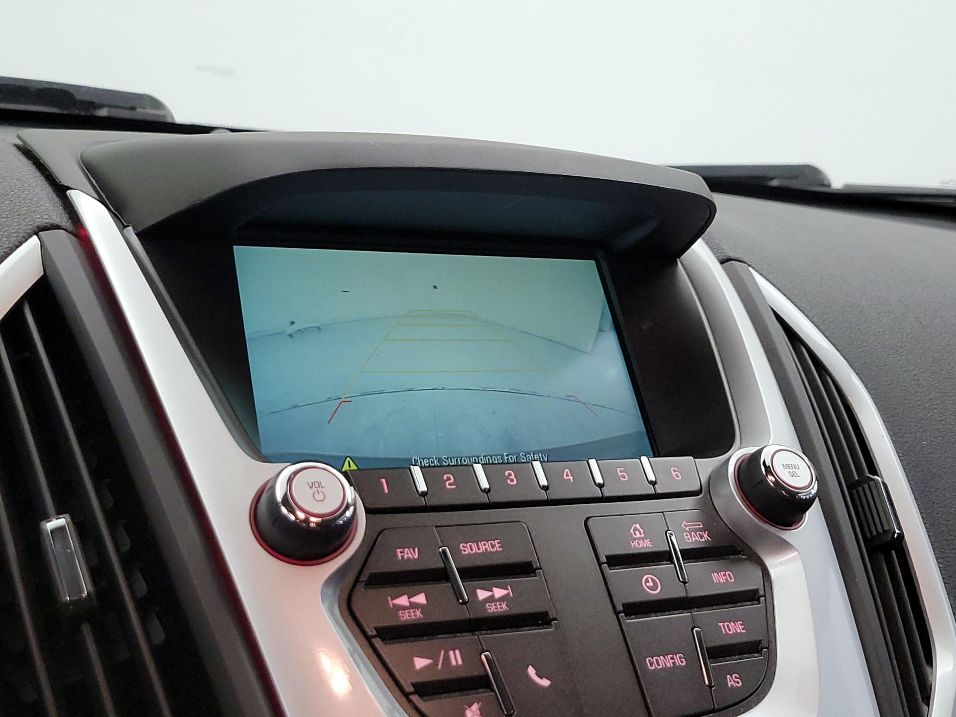 Thumbnail: 2016 GMC Terrain - 13