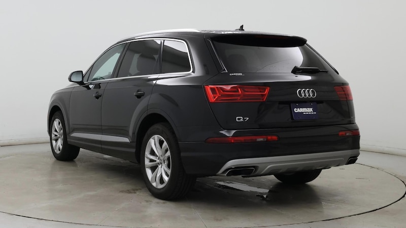 2019 Audi Q7 Premium 2