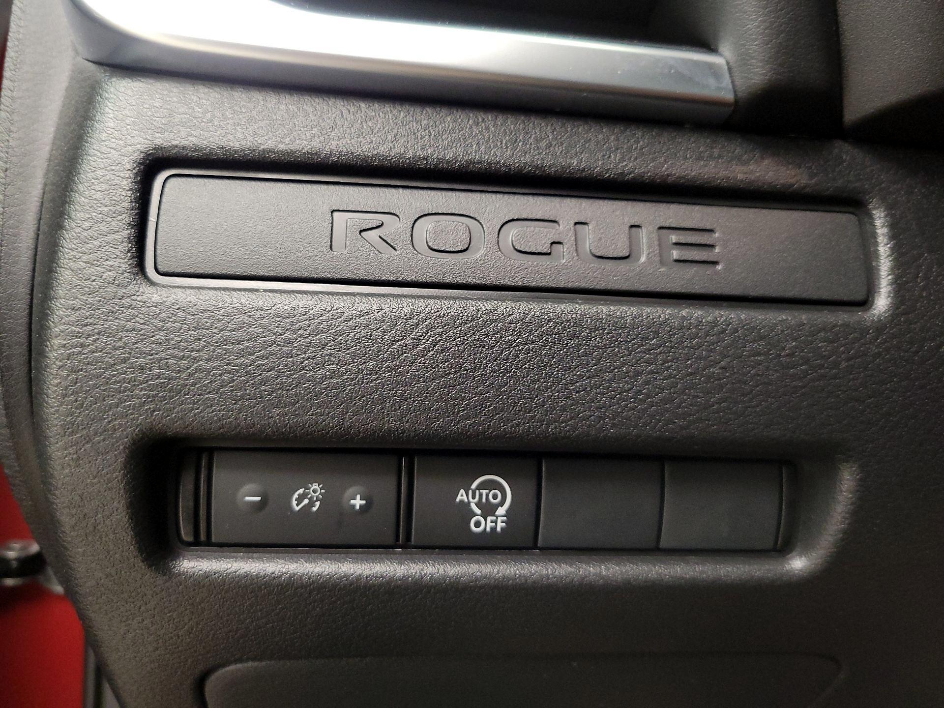 Thumbnail: 2024 Nissan Rogue - 13