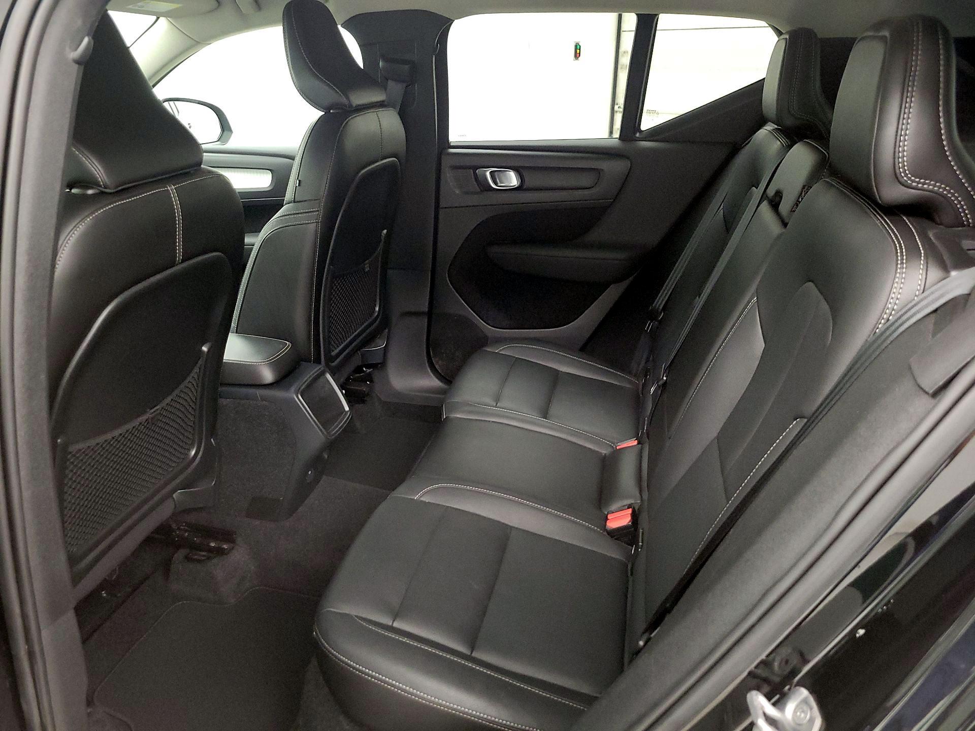 Thumbnail: 2019 Volvo XC40 - 20