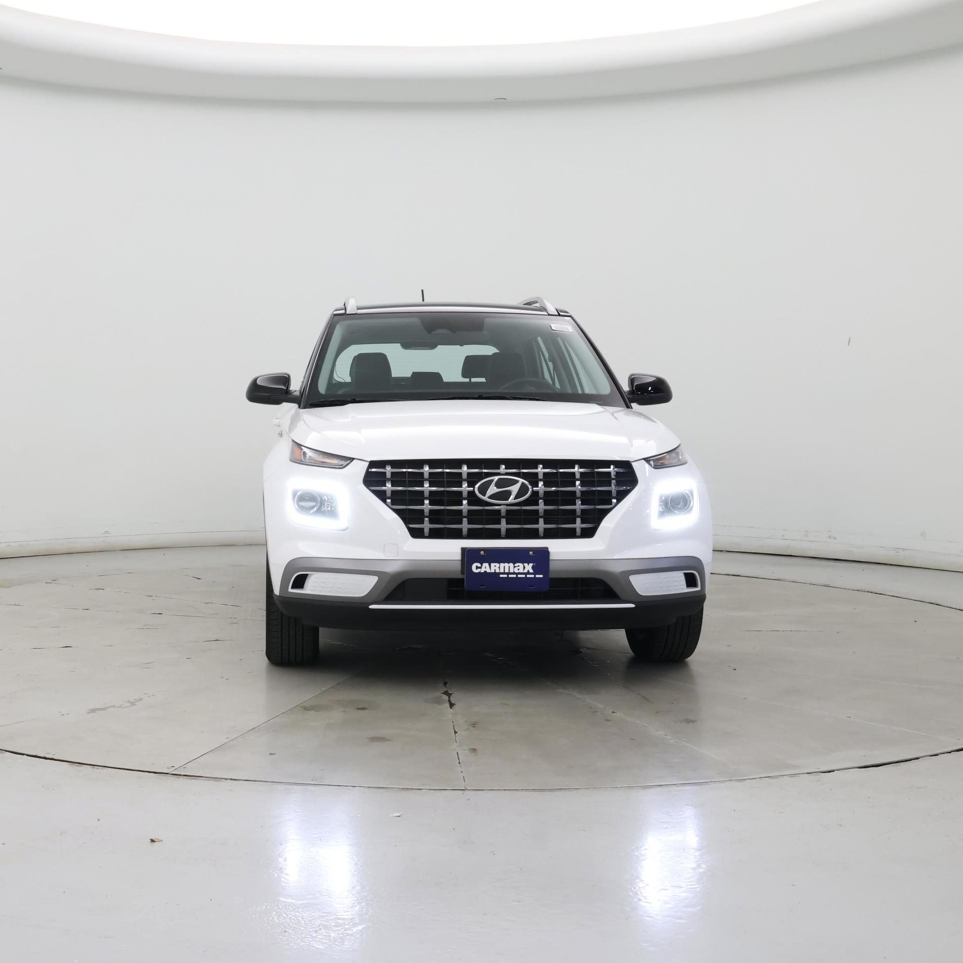 Thumbnail: 2023 Hyundai Venue - 5