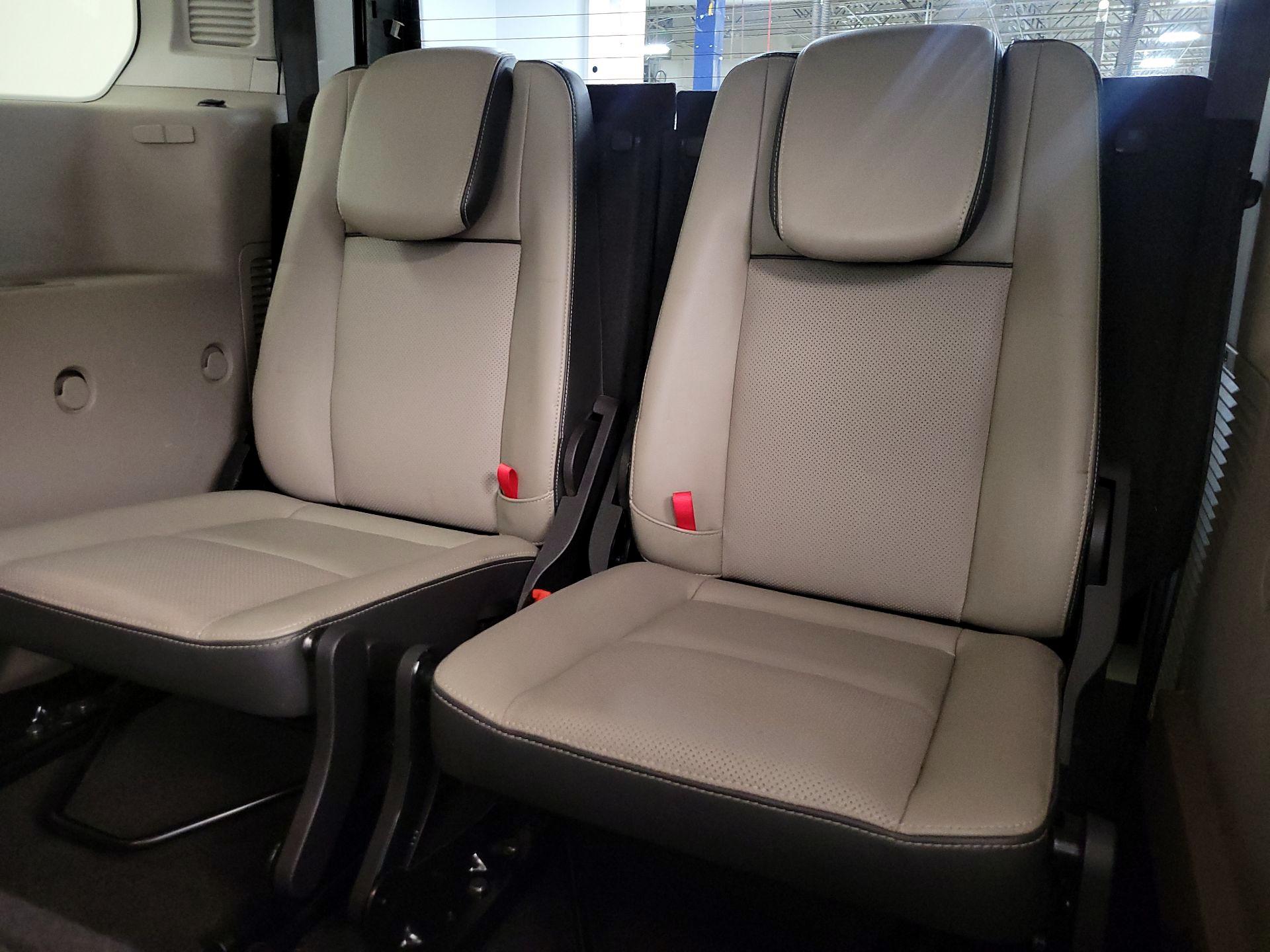Thumbnail: 2017 Ford Transit Series - 20
