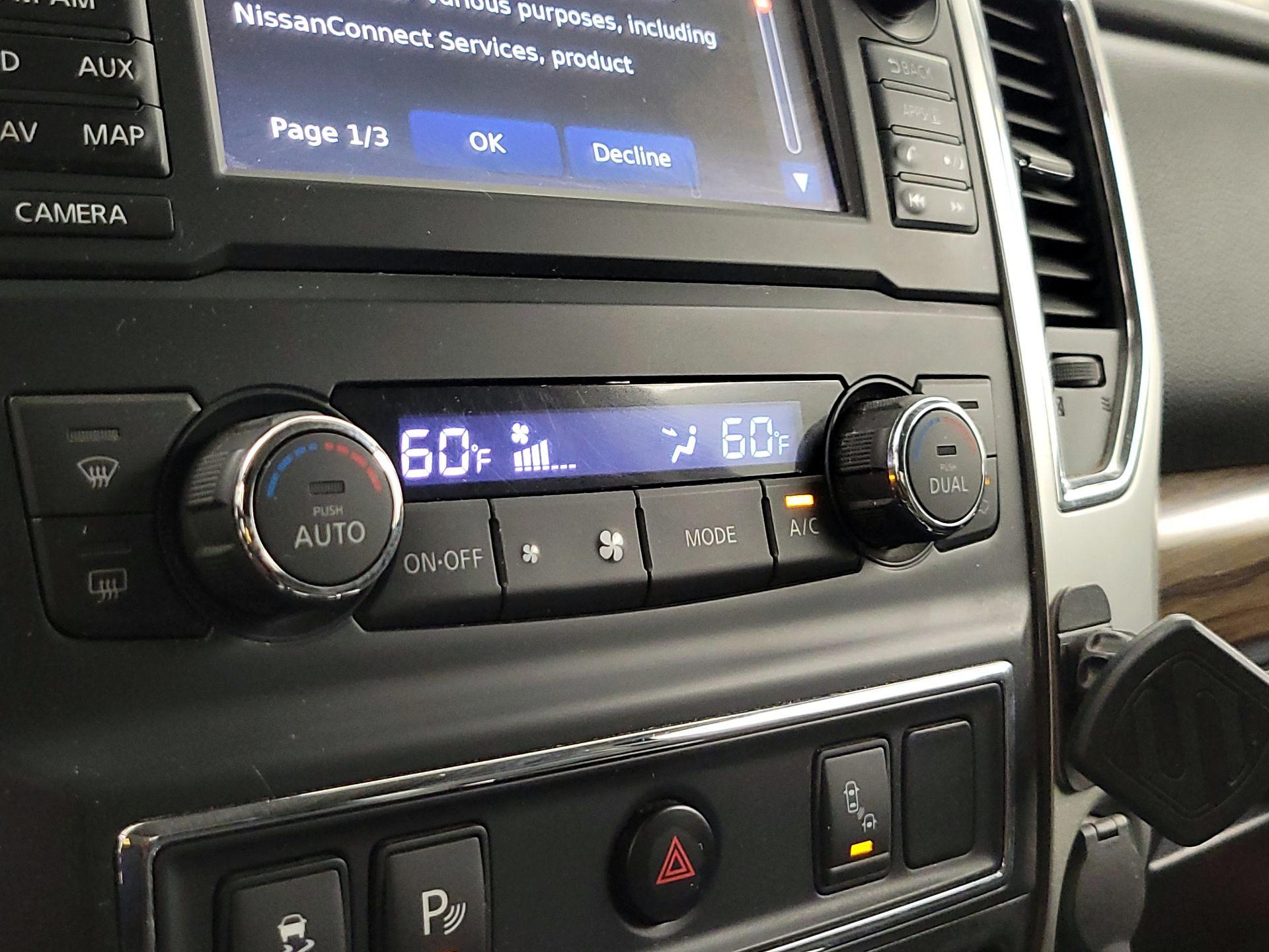 Thumbnail: 2016 Nissan Titan - 17