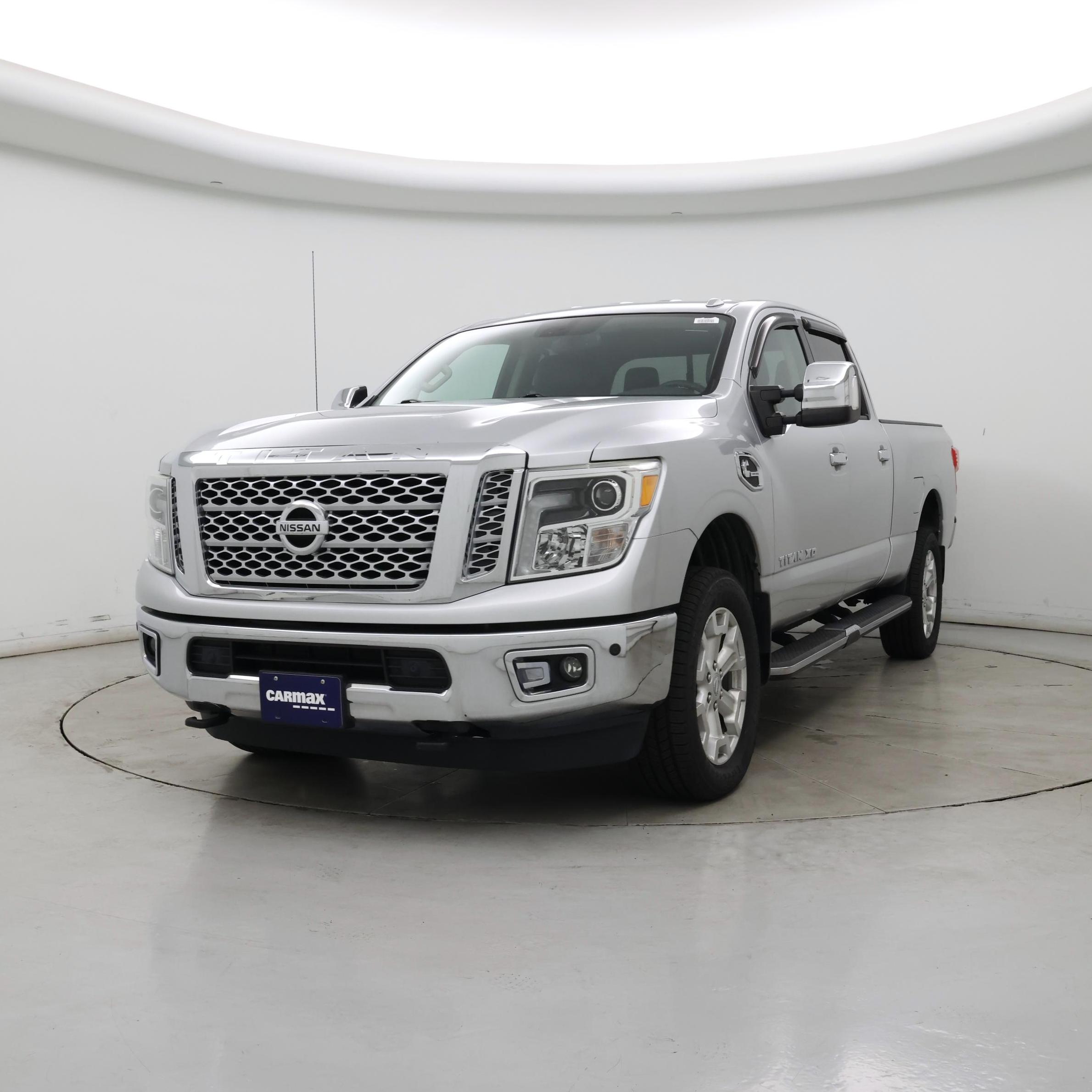 Thumbnail: 2016 Nissan Titan - 4