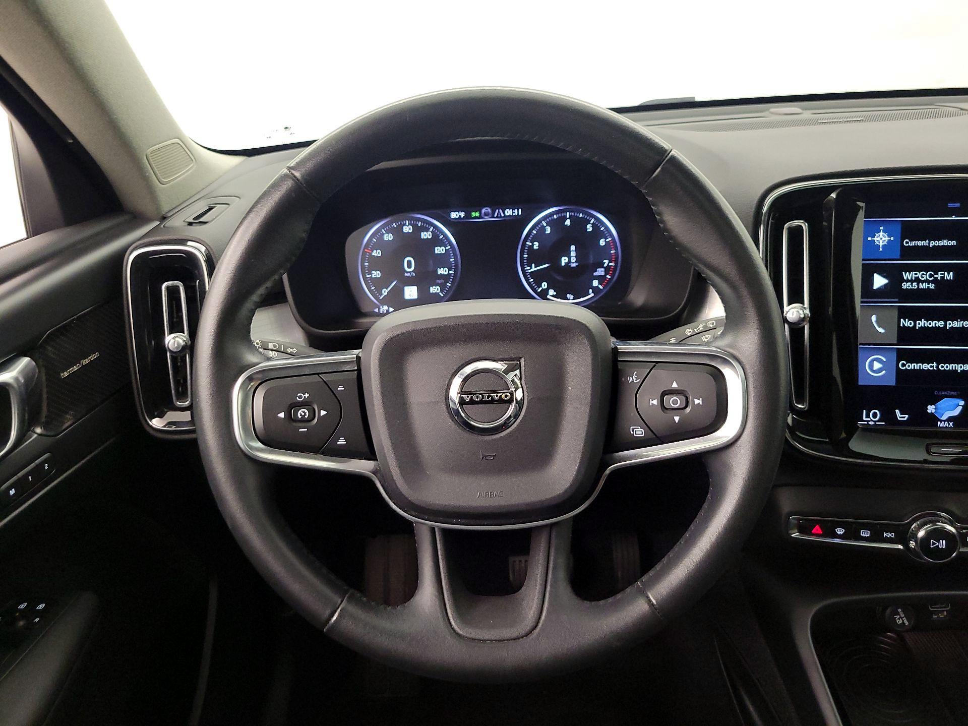 Thumbnail: 2019 Volvo XC40 - 10