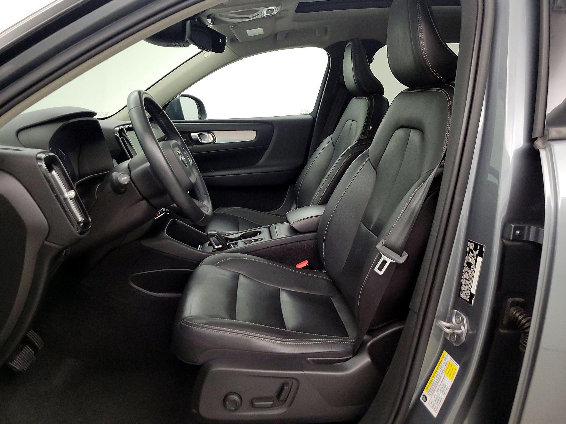 Thumbnail: 2019 Volvo XC40 - 11