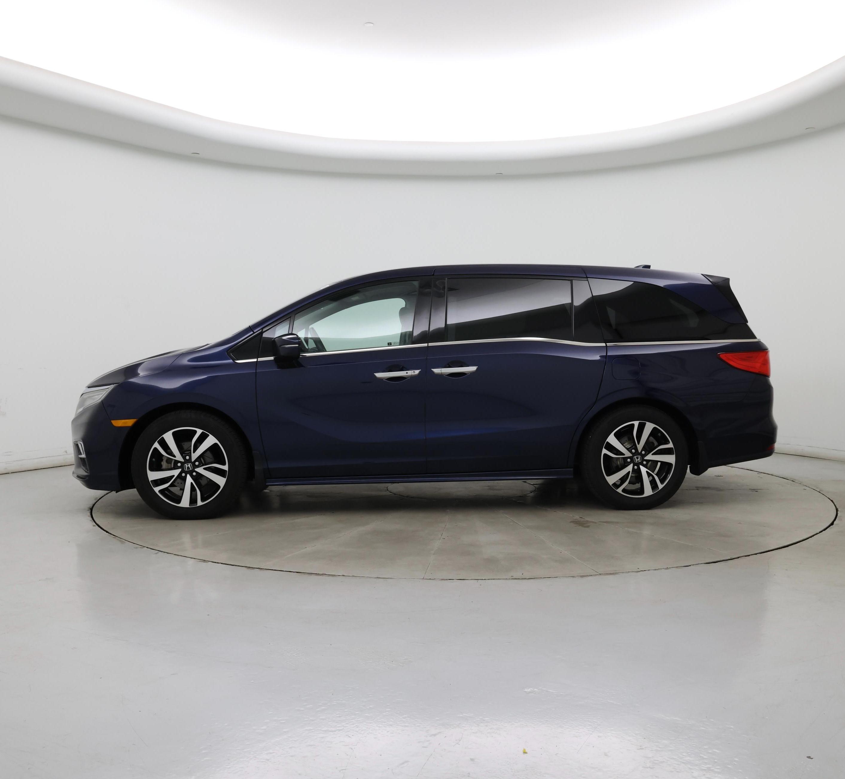 Thumbnail: 2018 Honda Odyssey - 3