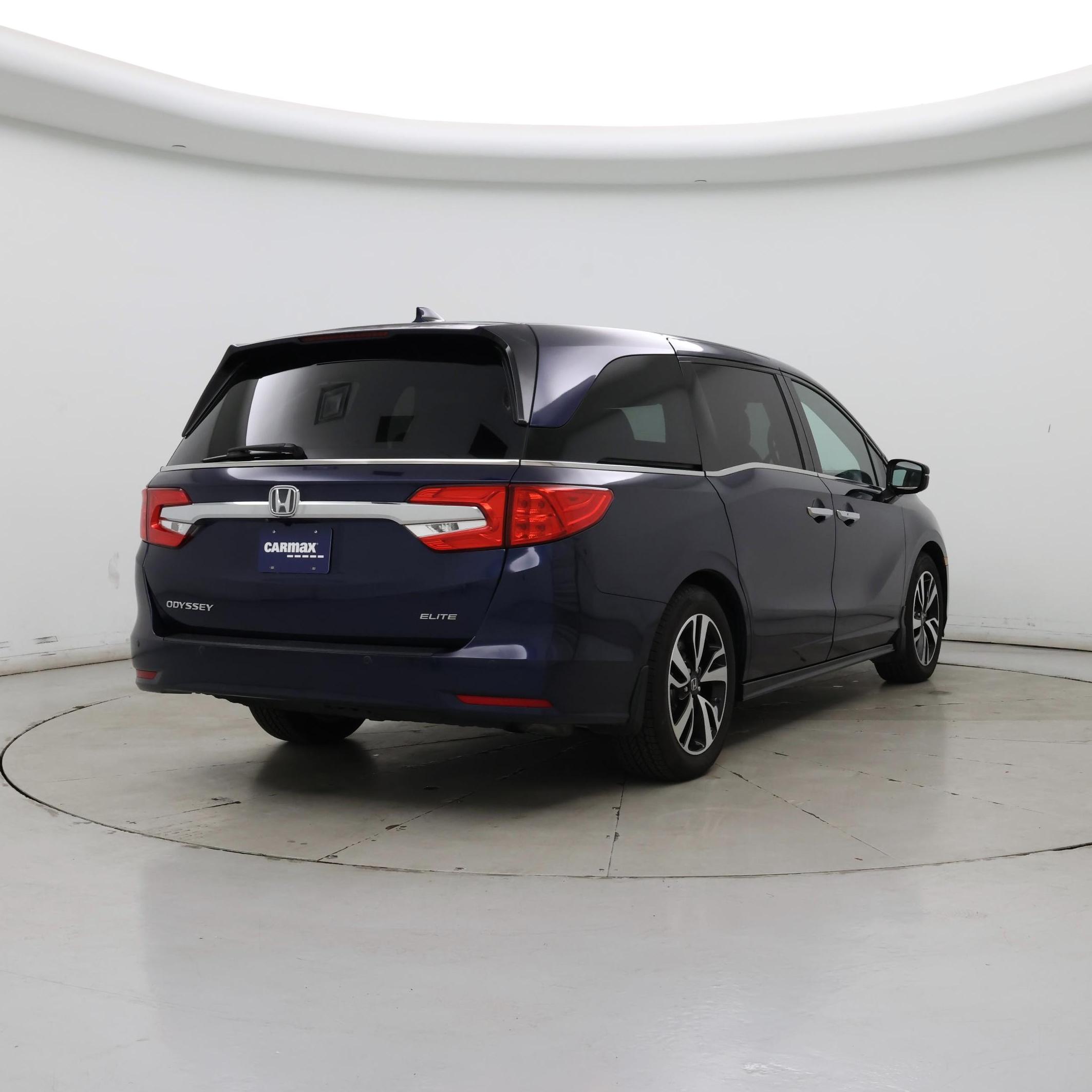 Thumbnail: 2018 Honda Odyssey - 8