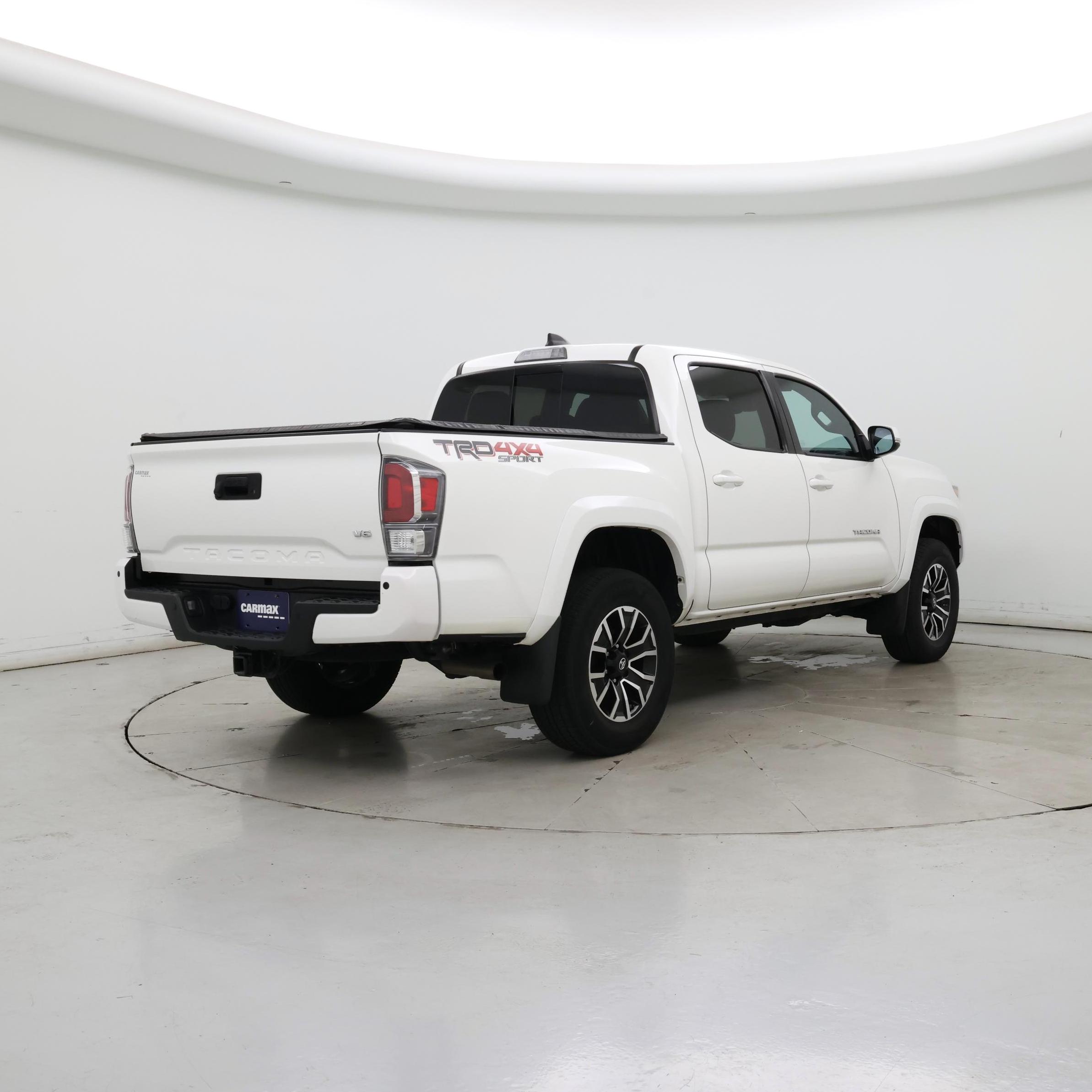 Thumbnail: 2021 Toyota Tacoma - 8