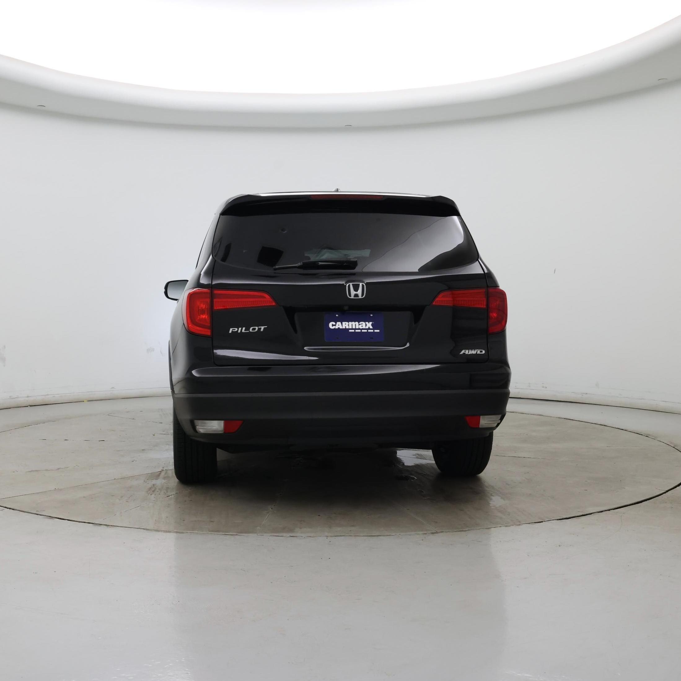 Thumbnail: 2017 Honda Pilot - 6