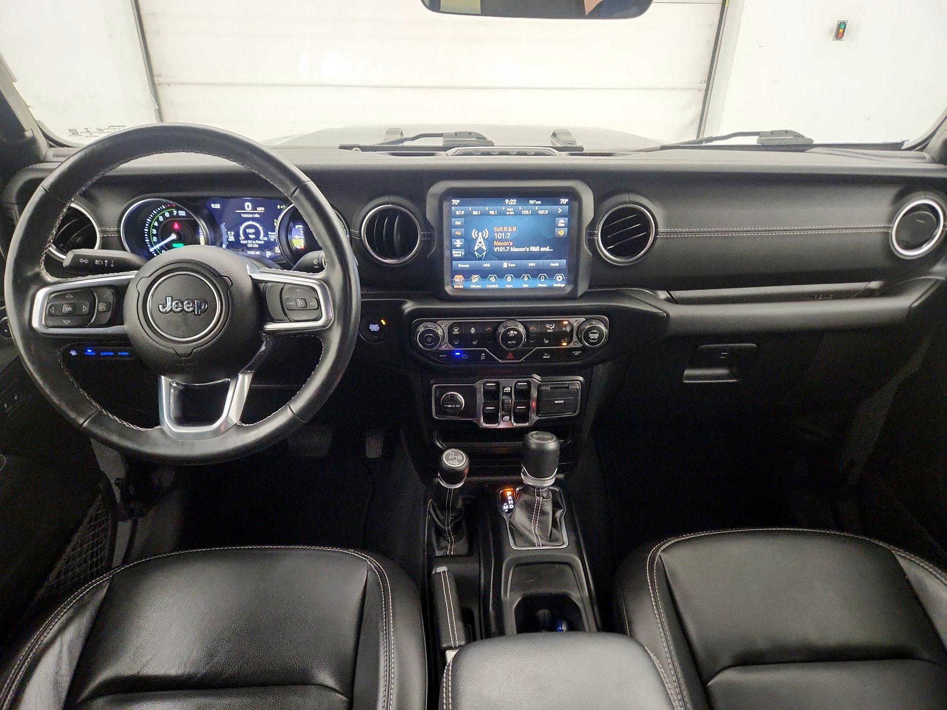 Thumbnail: 2022 Jeep Wrangler - 9
