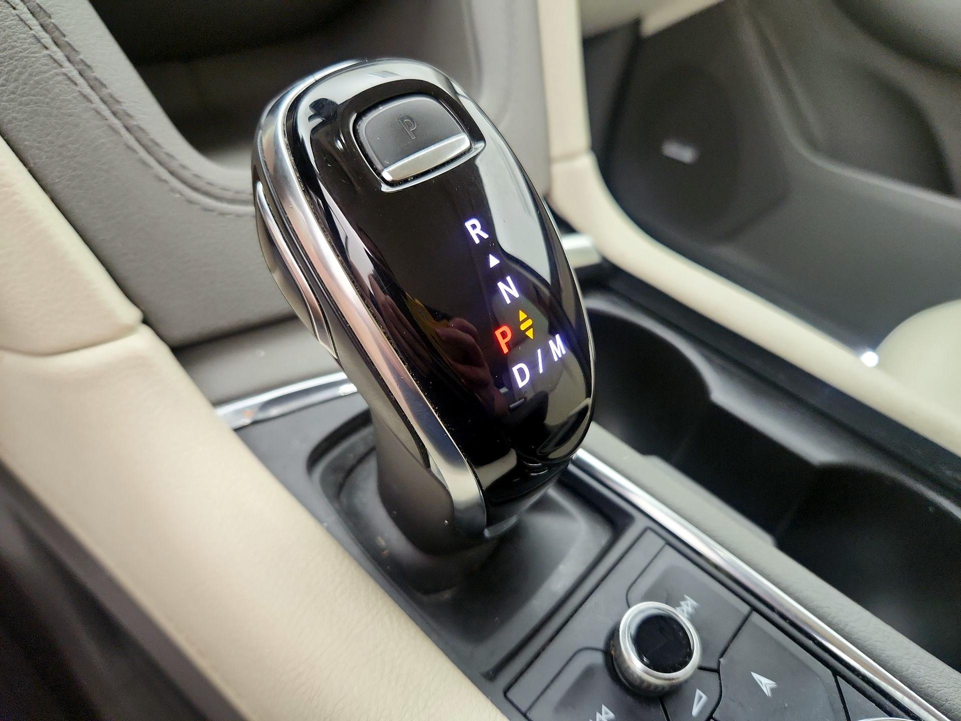 Thumbnail: 2021 Cadillac XT5 - 18