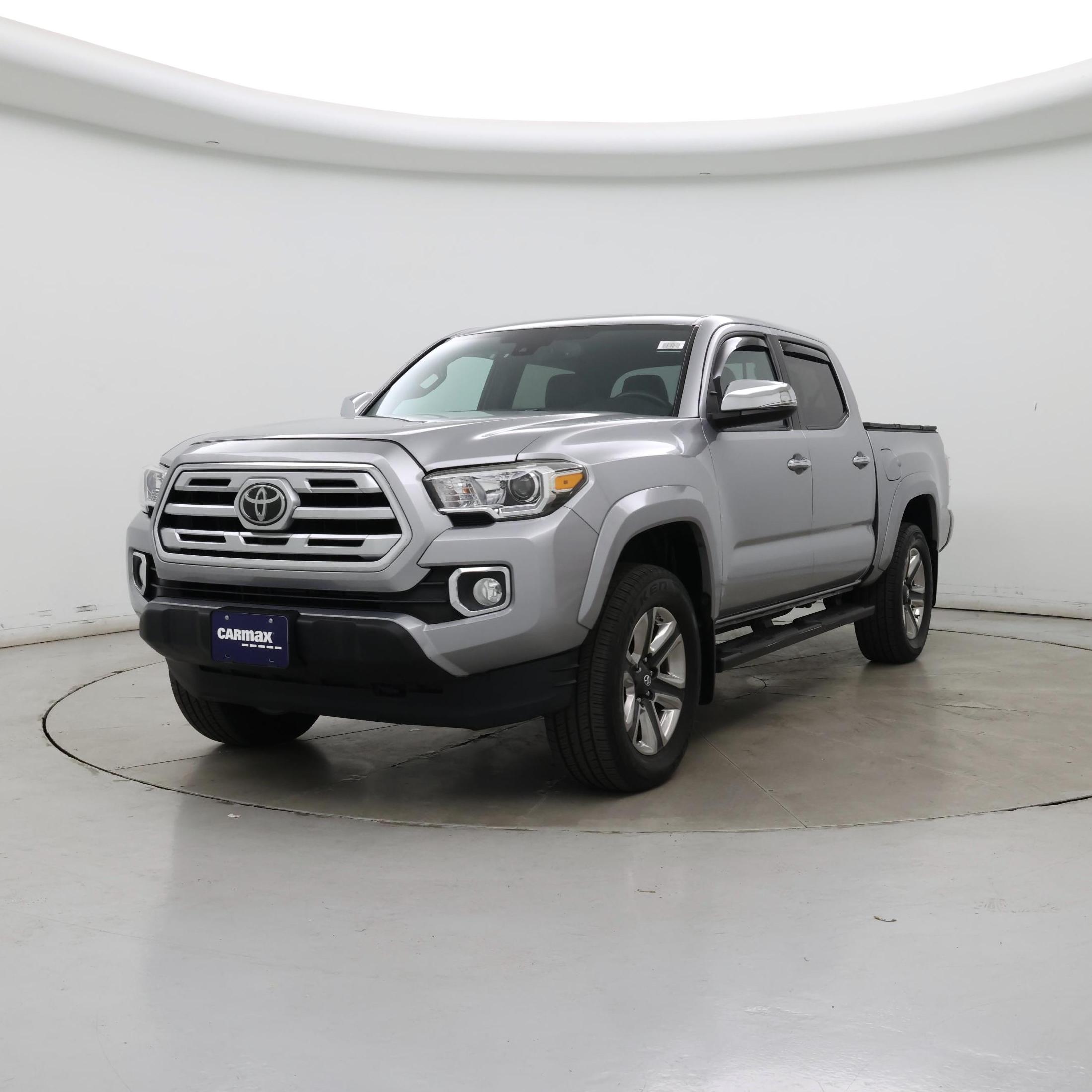 Thumbnail: 2018 Toyota Tacoma - 4