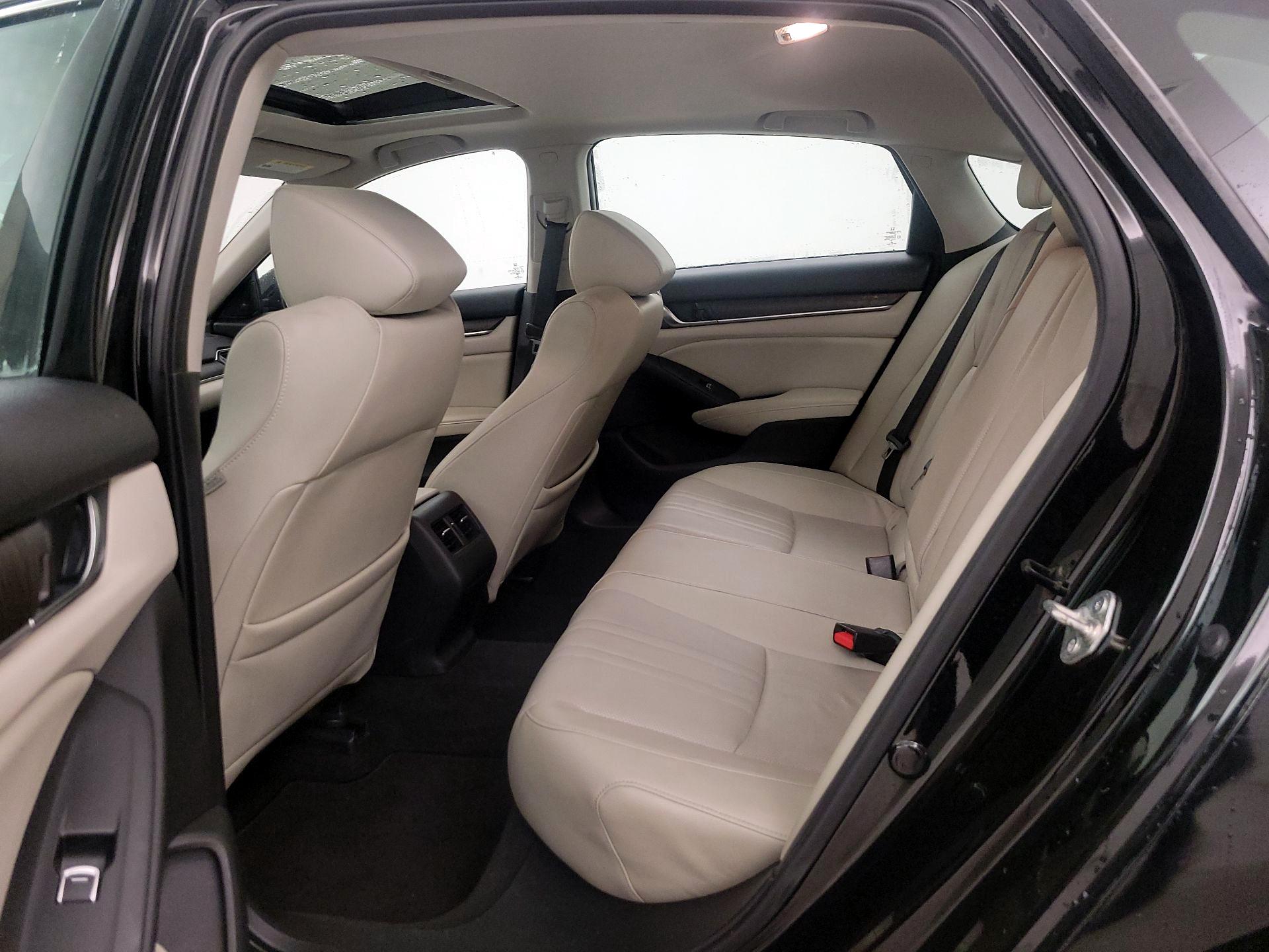 Thumbnail: 2018 Honda Accord - 20