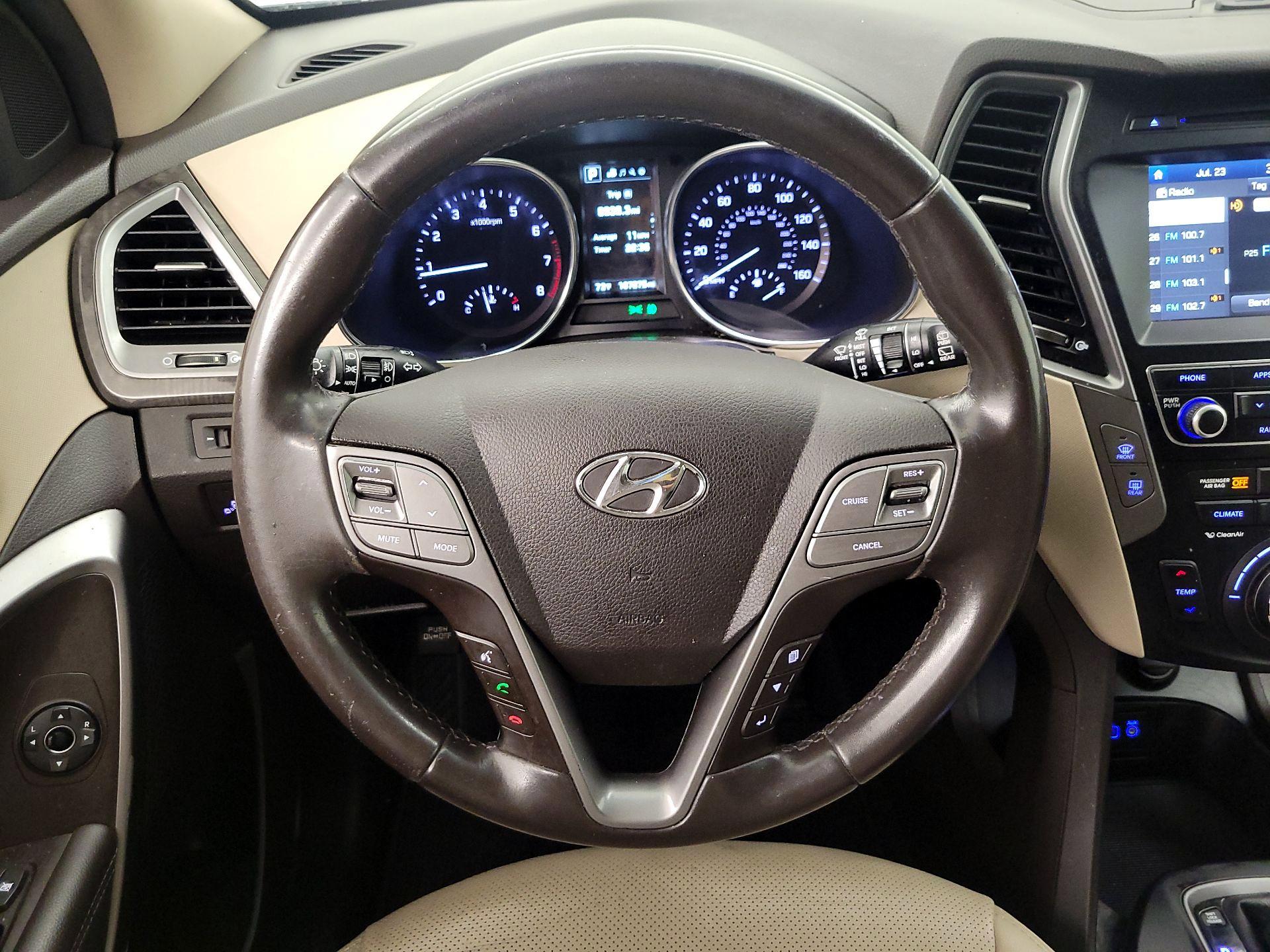 Thumbnail: 2017 Hyundai Santa Fe - 10