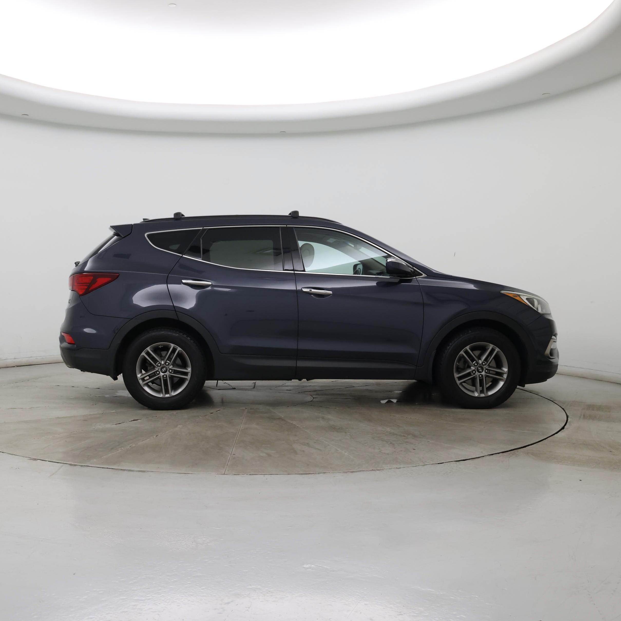Thumbnail: 2017 Hyundai Santa Fe - 7