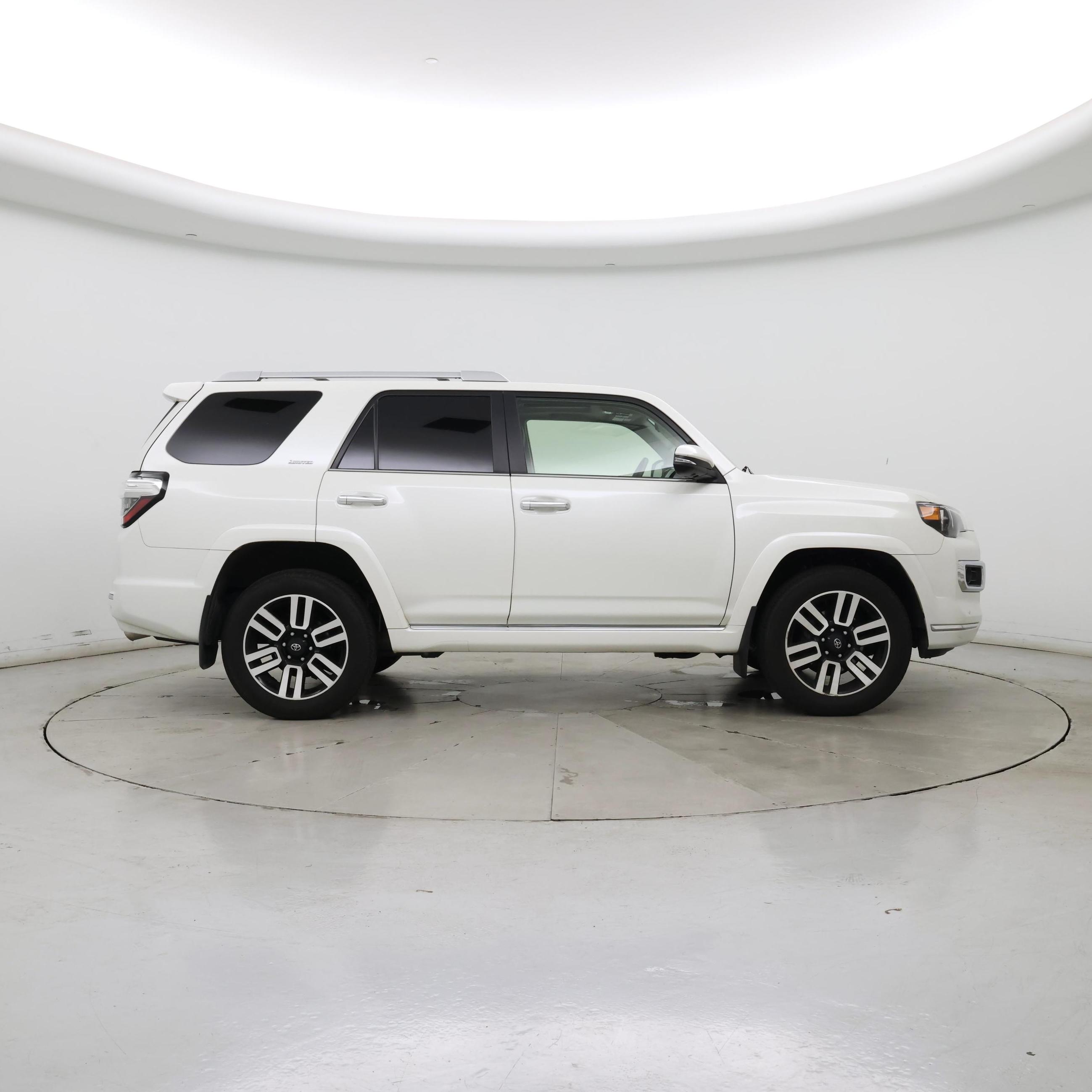 Thumbnail: 2023 Toyota 4Runner - 7