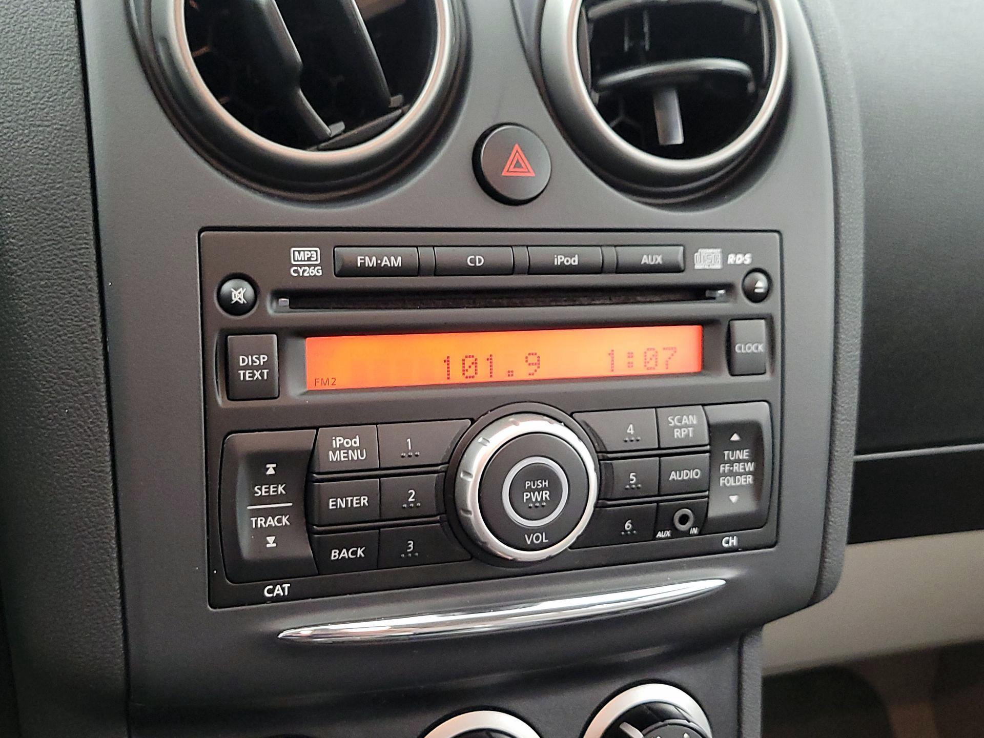 Thumbnail: 2014 Nissan Rogue - 14