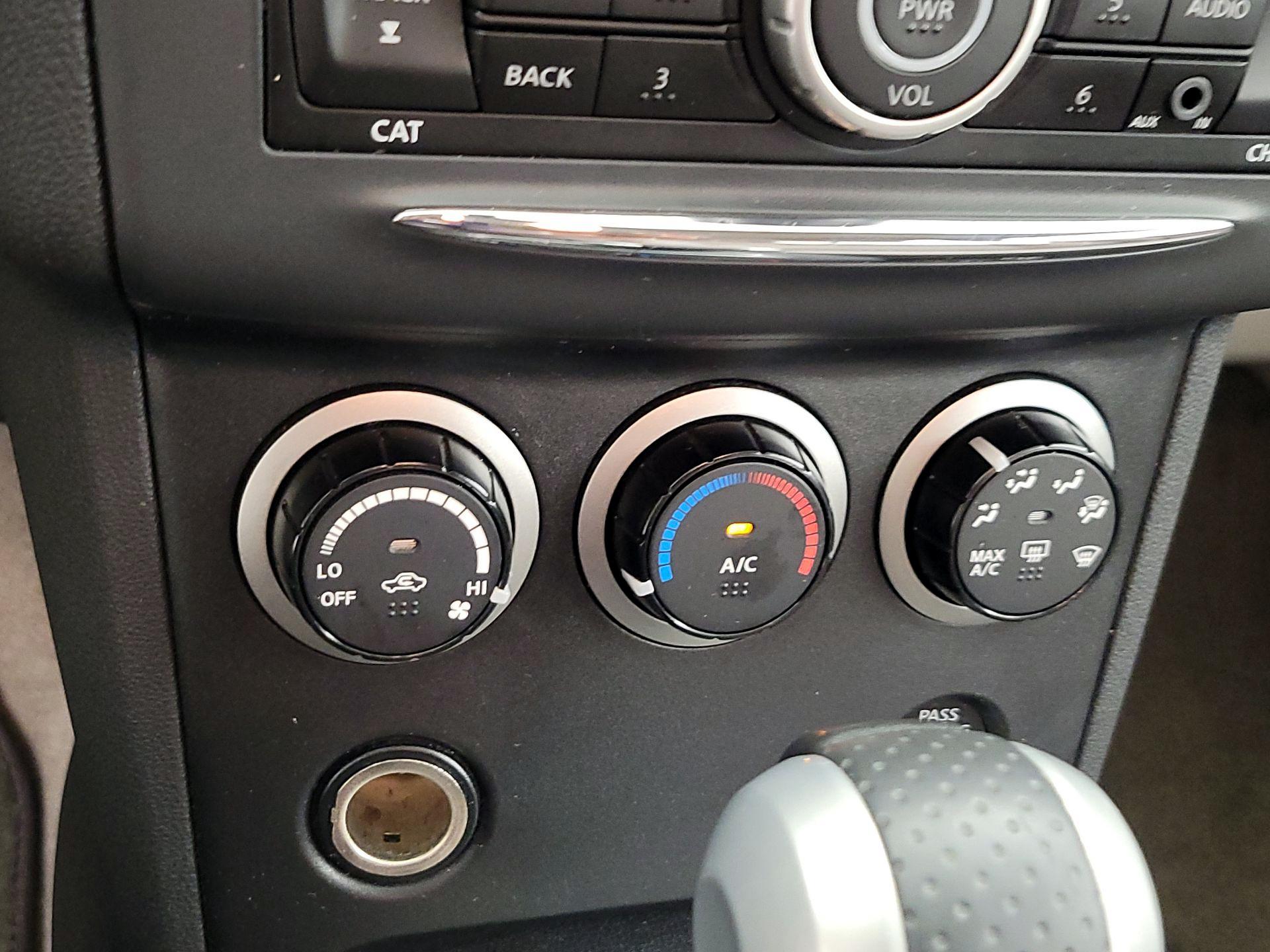 Thumbnail: 2014 Nissan Rogue - 15