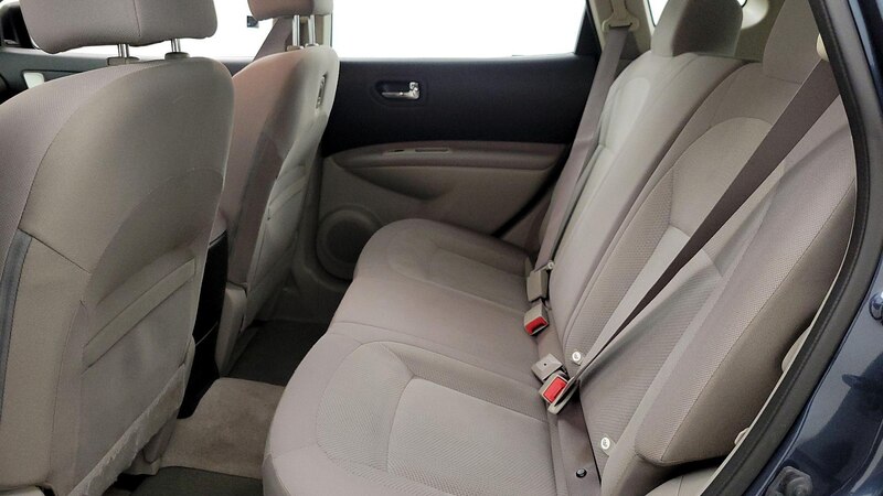 2014 Nissan Rogue S 18