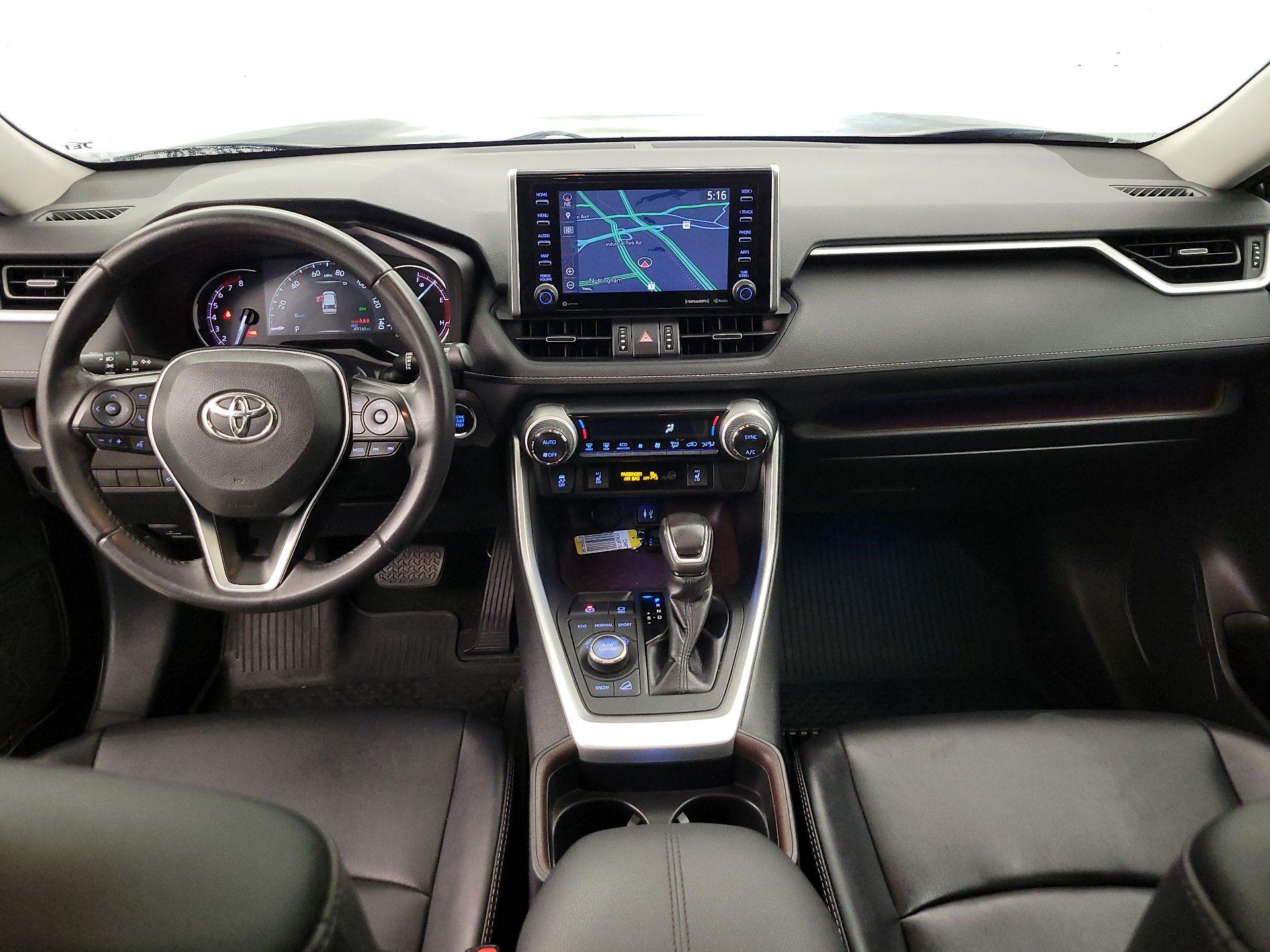 Thumbnail: 2019 Toyota RAV4 - 9