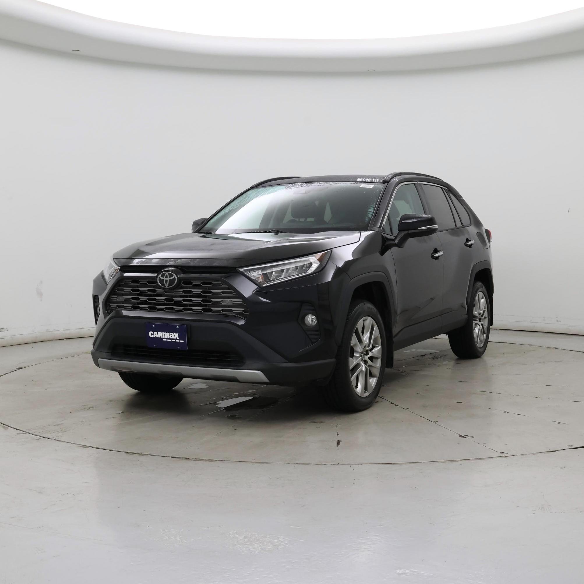 Thumbnail: 2019 Toyota RAV4 - 4