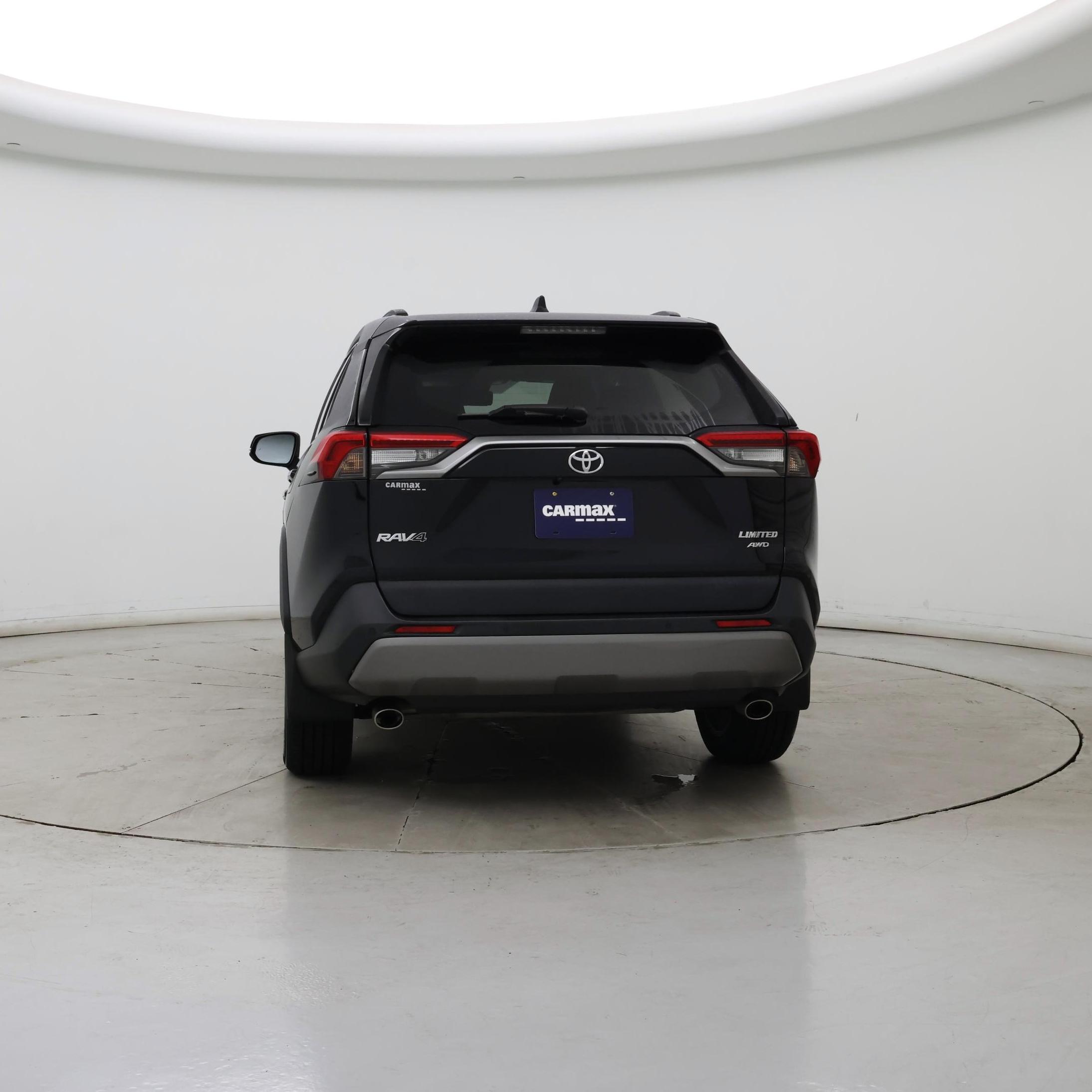 Thumbnail: 2019 Toyota RAV4 - 6