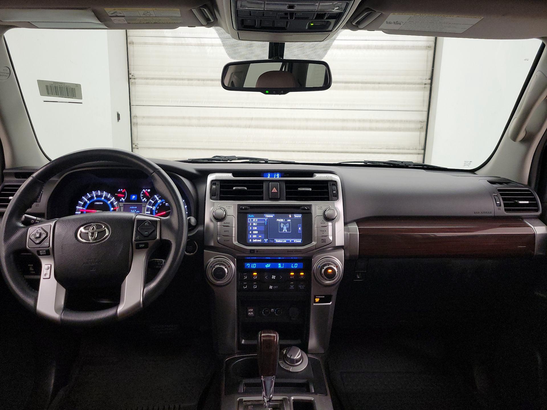 Thumbnail: 2019 Toyota 4Runner - 9