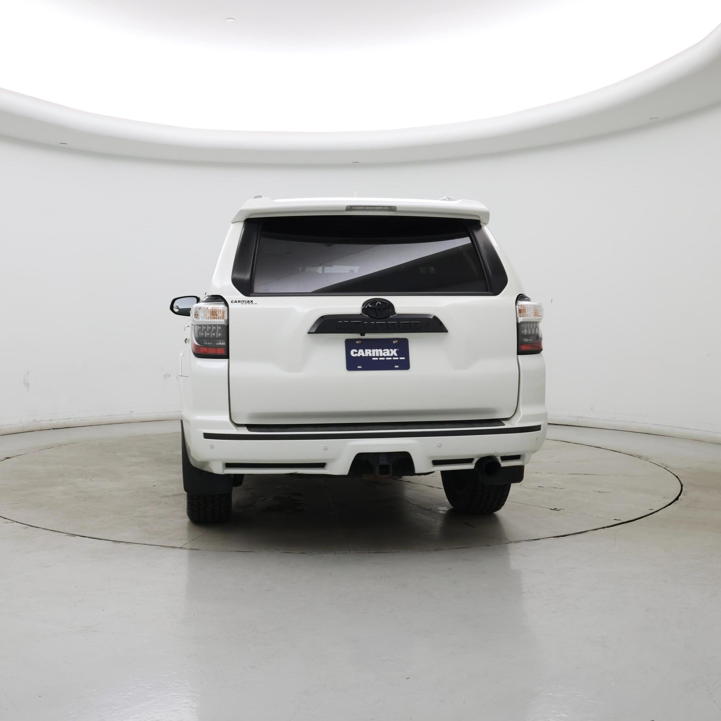 Thumbnail: 2019 Toyota 4Runner - 6