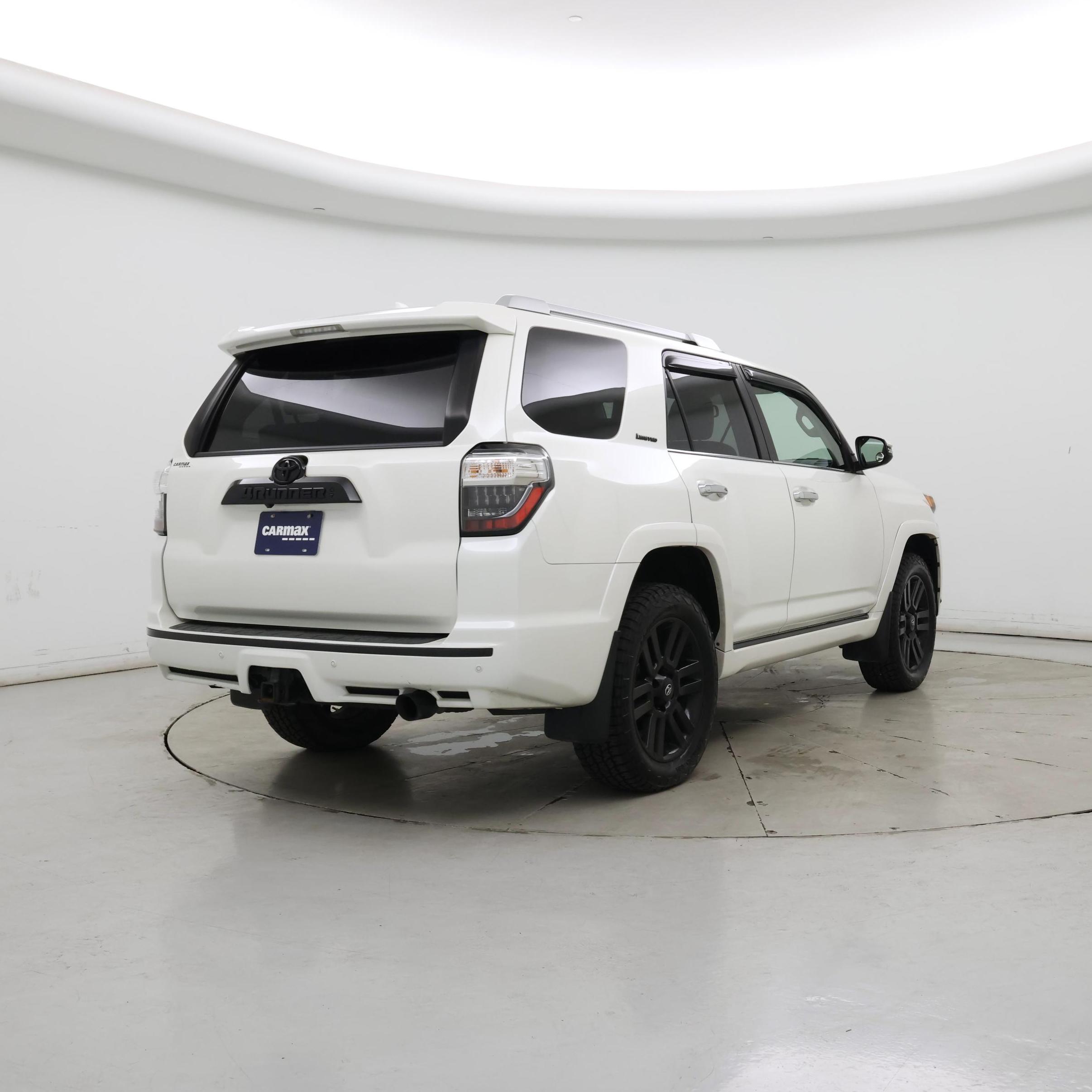 Thumbnail: 2019 Toyota 4Runner - 8