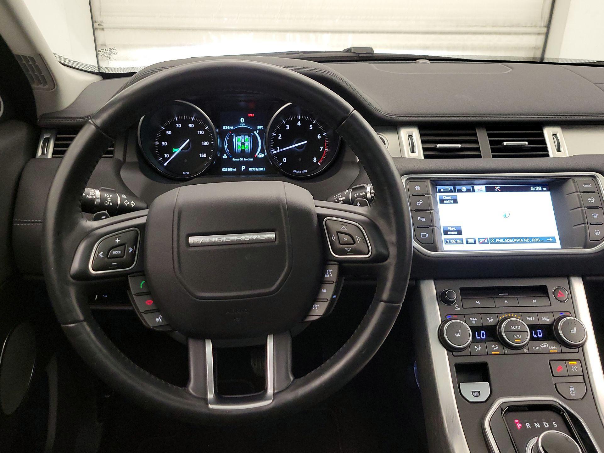 Thumbnail: 2016 Land Rover Range Rover Evoque - 10