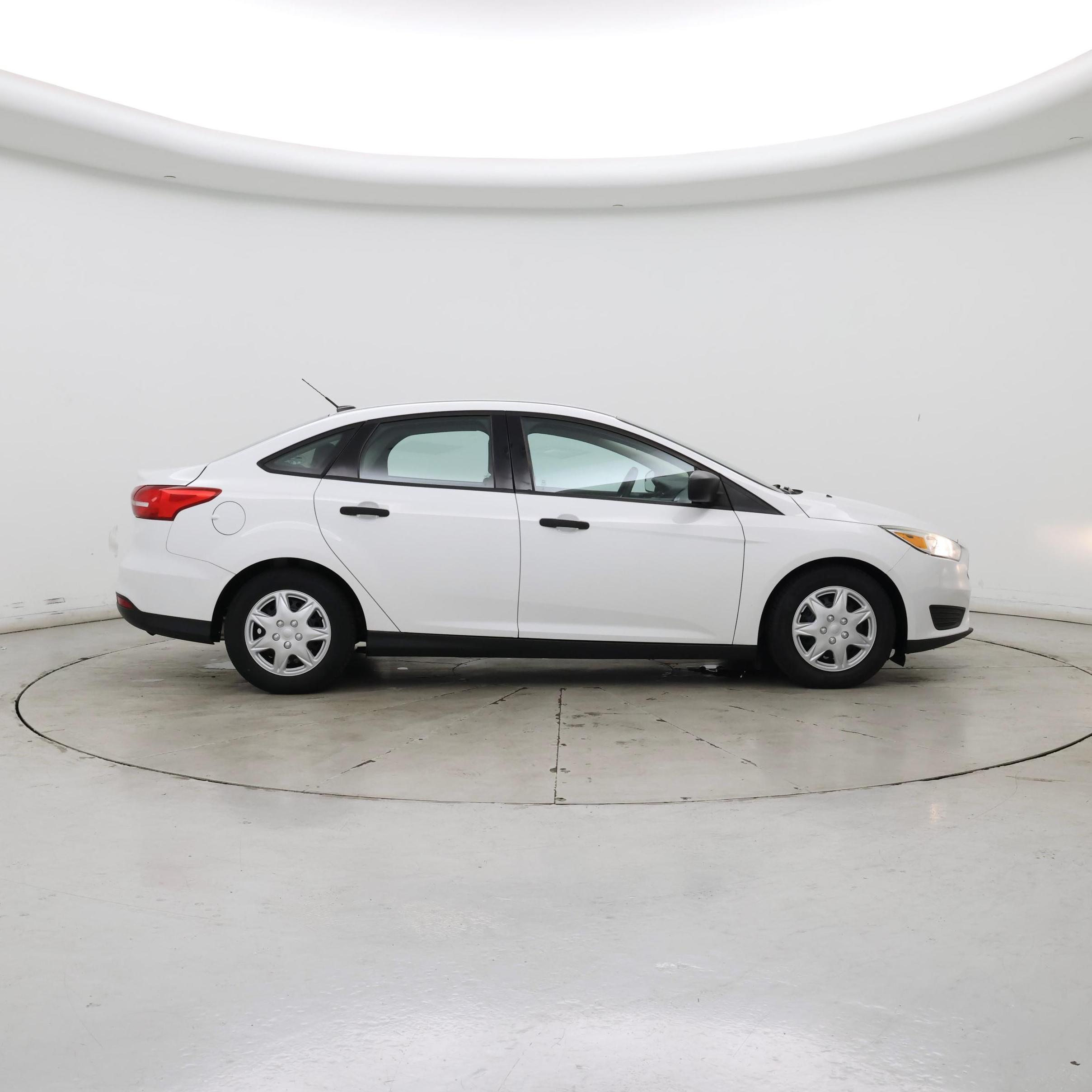 Thumbnail: 2017 Ford Focus - 7