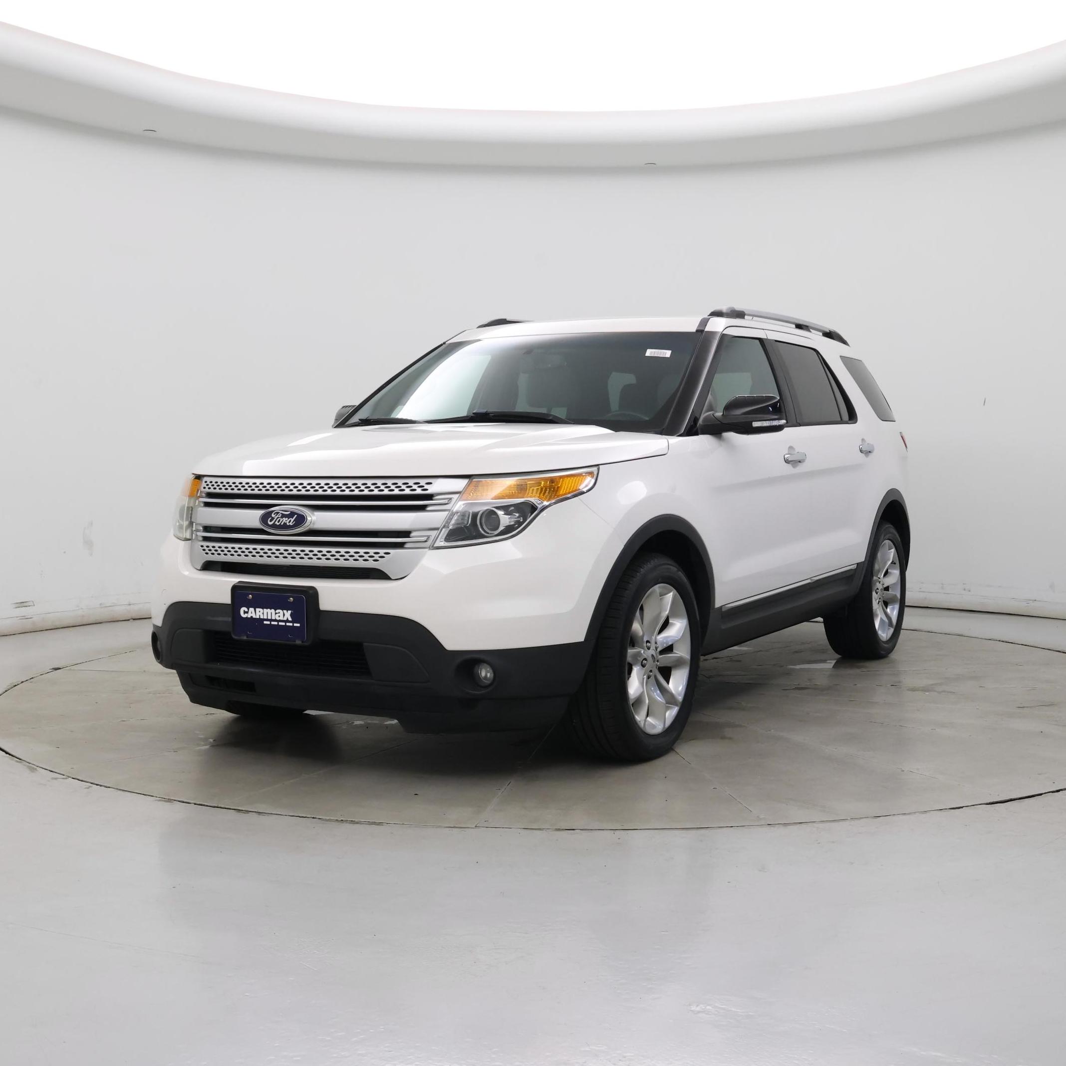Thumbnail: 2015 Ford Explorer - 4