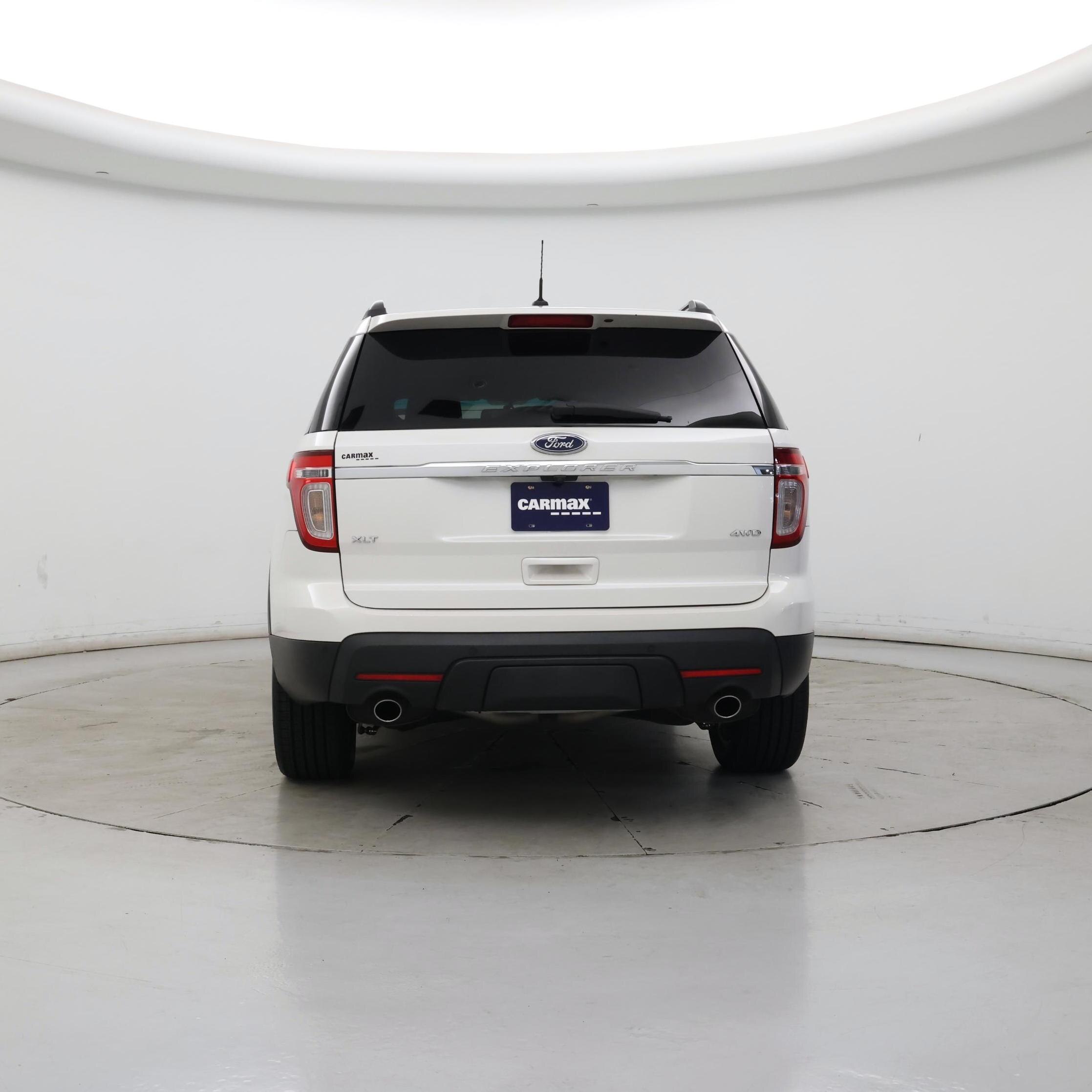 Thumbnail: 2015 Ford Explorer - 6