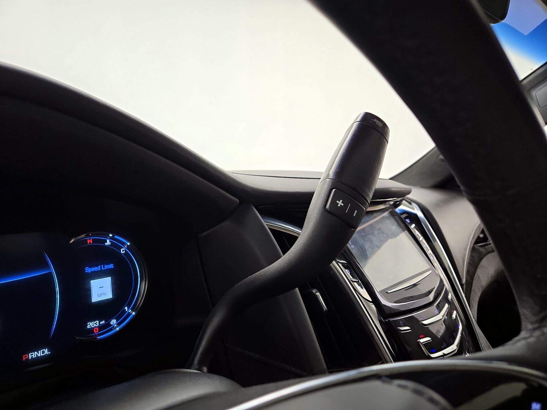 Thumbnail: 2019 Cadillac Escalade - 17